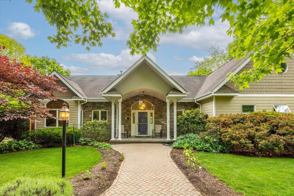 4861 Morris Road Hiwassee VA 24347