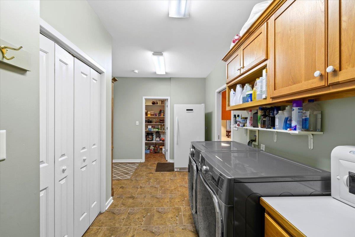 4861 Morris Road Hiwassee VA 24347