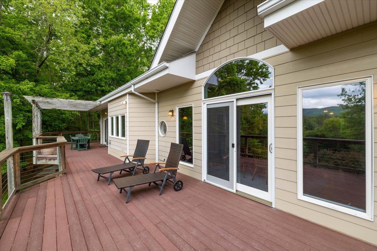 4861 Morris Road Hiwassee VA 24347