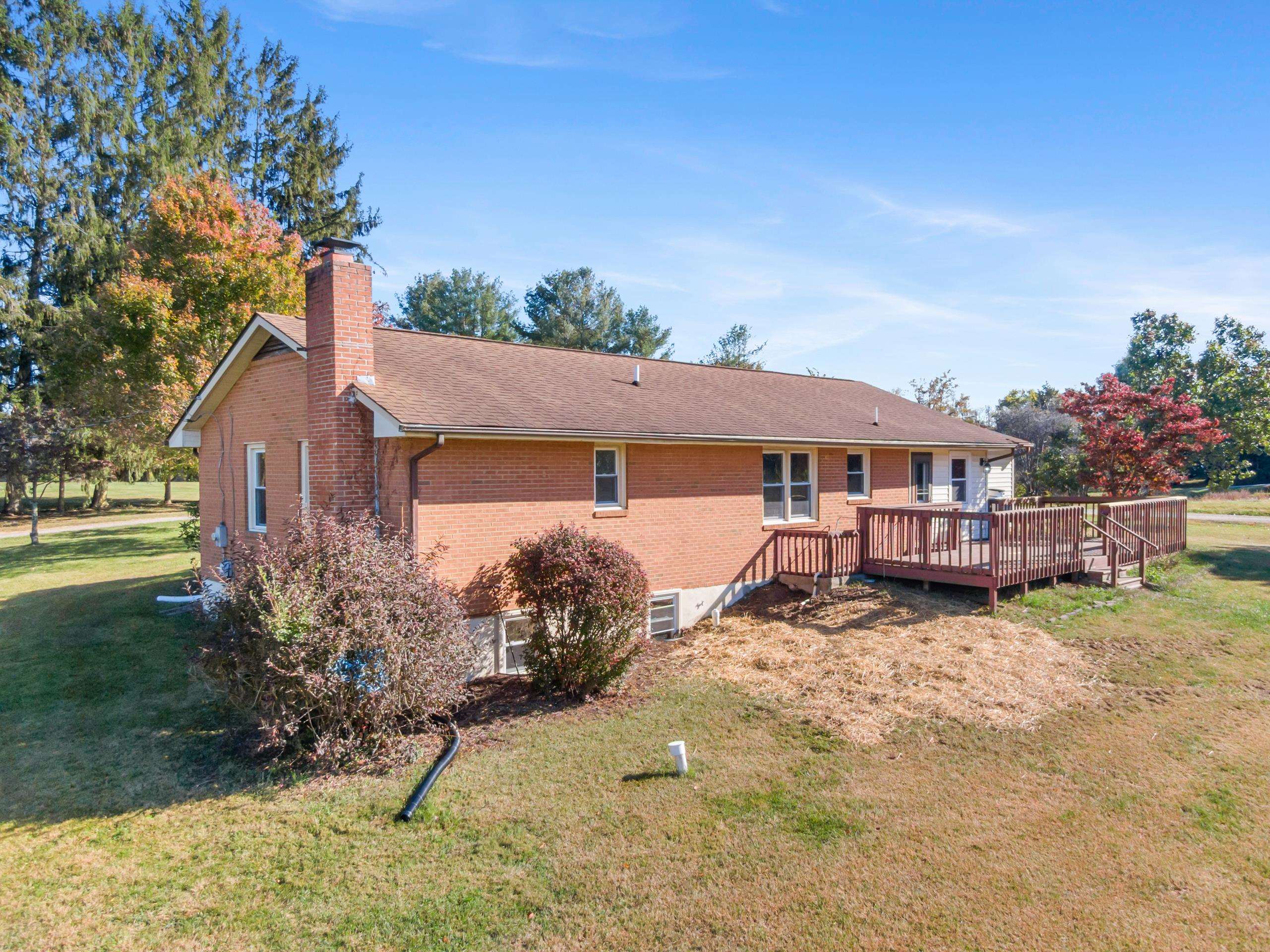 2272 Lupine Lane Christiansburg VA 24073