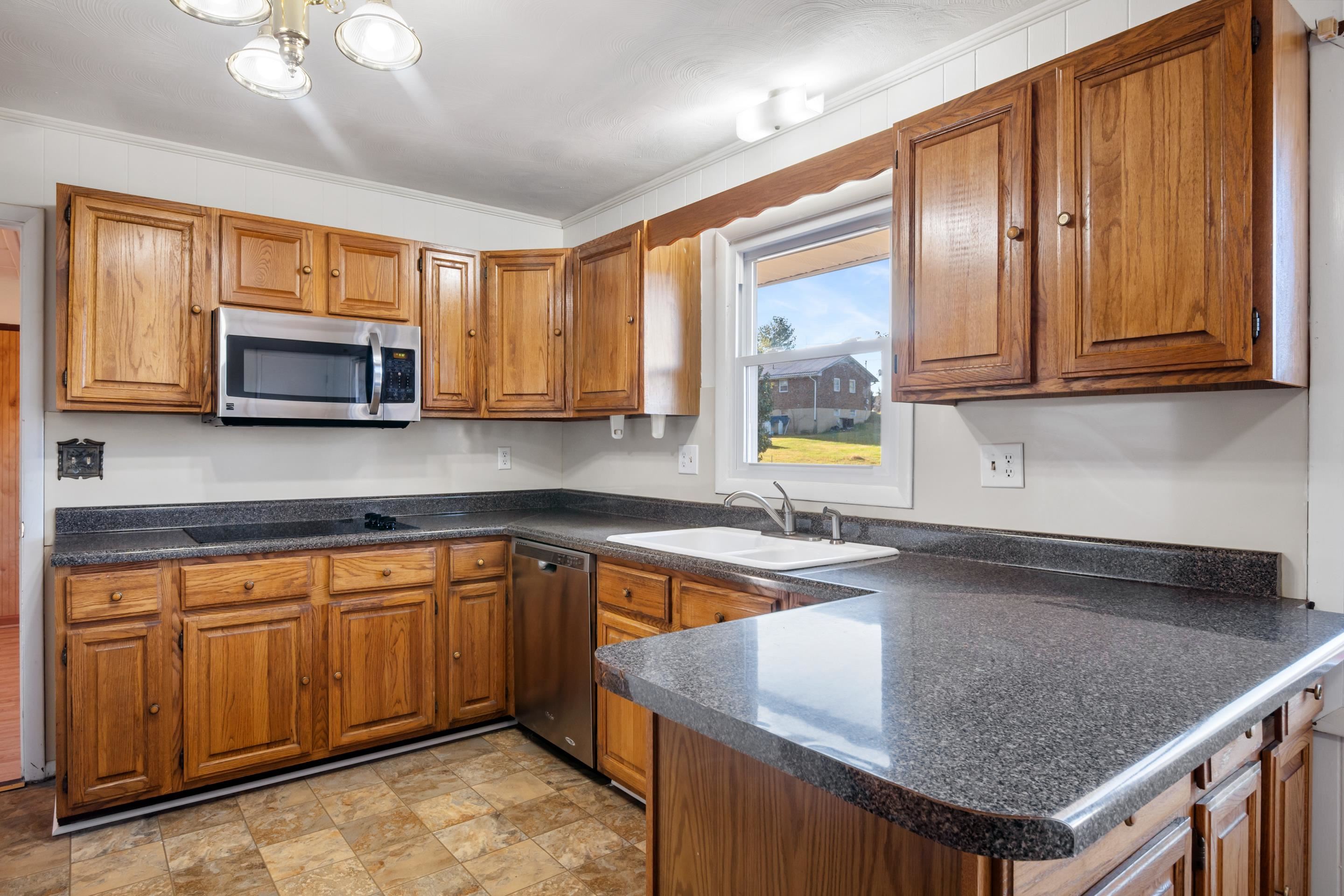 2272 Lupine Lane Christiansburg VA 24073