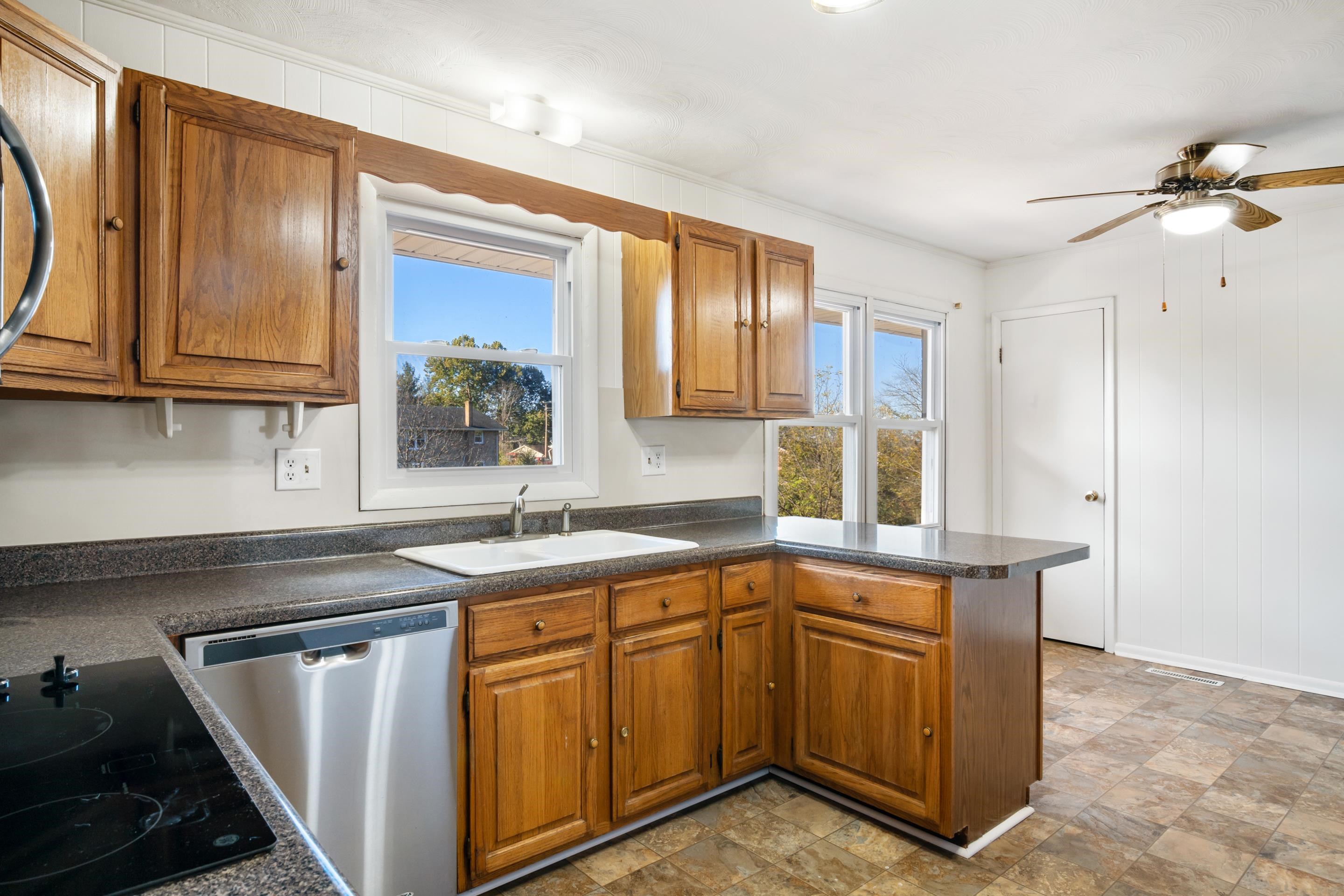 2272 Lupine Lane Christiansburg VA 24073