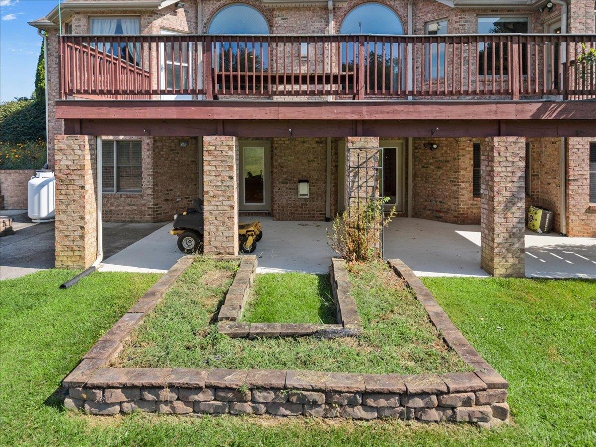 2251 Lake Vista Drive Christiansburg VA 24073