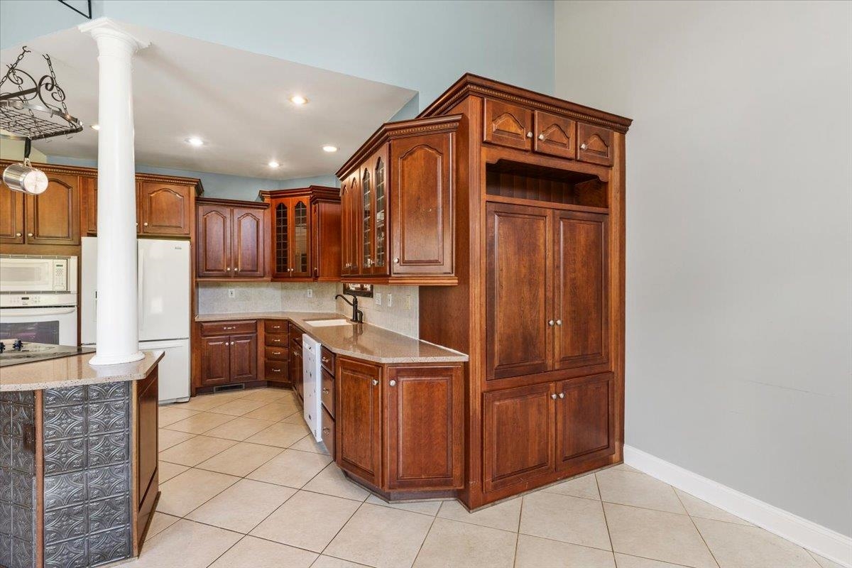 2251 Lake Vista Drive Christiansburg VA 24073