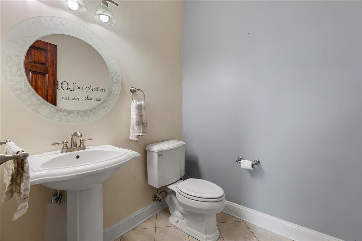 2251 Lake Vista Drive Christiansburg VA 24073