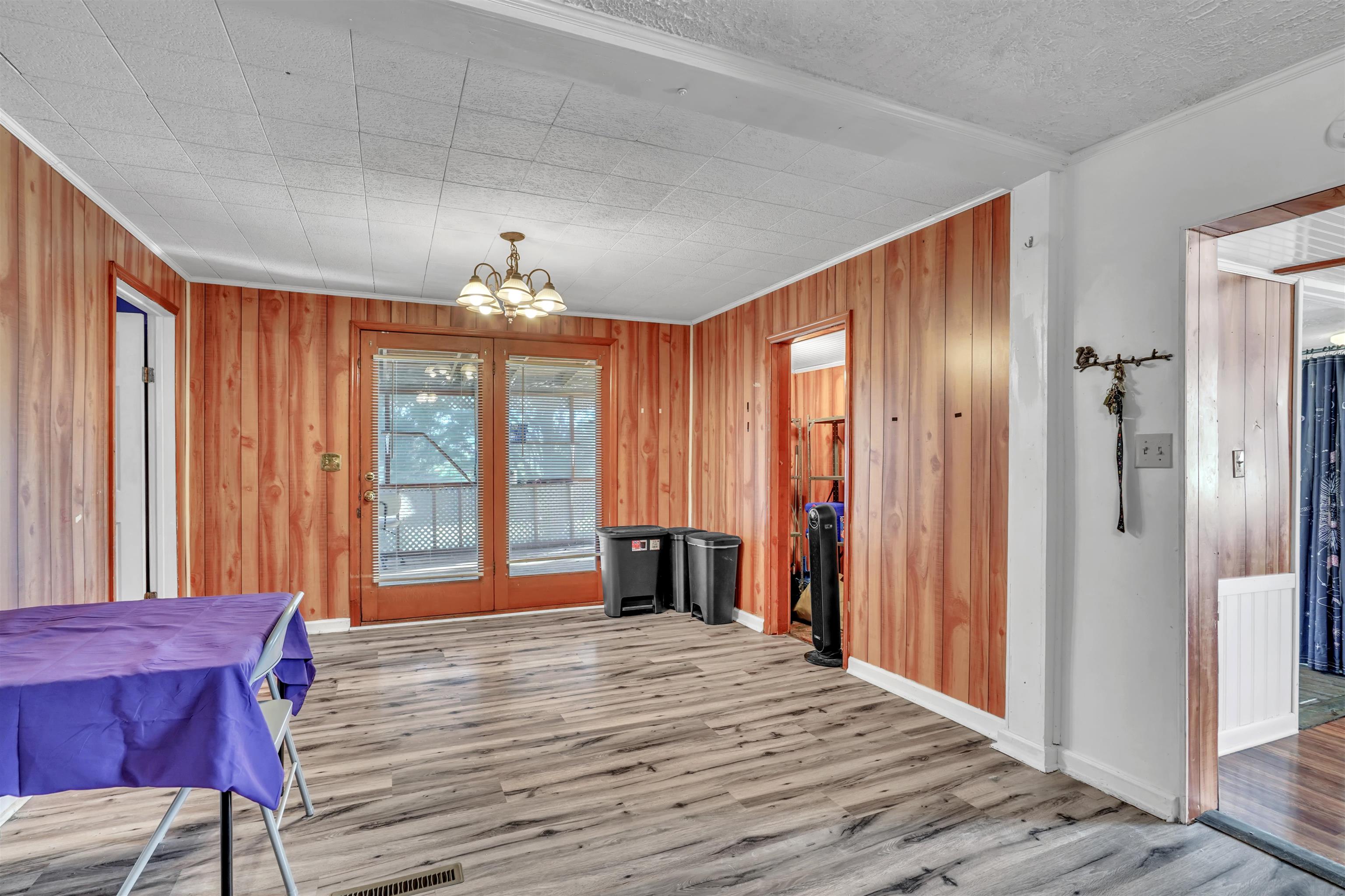 1961 Snider Lane Pulaski VA 24301