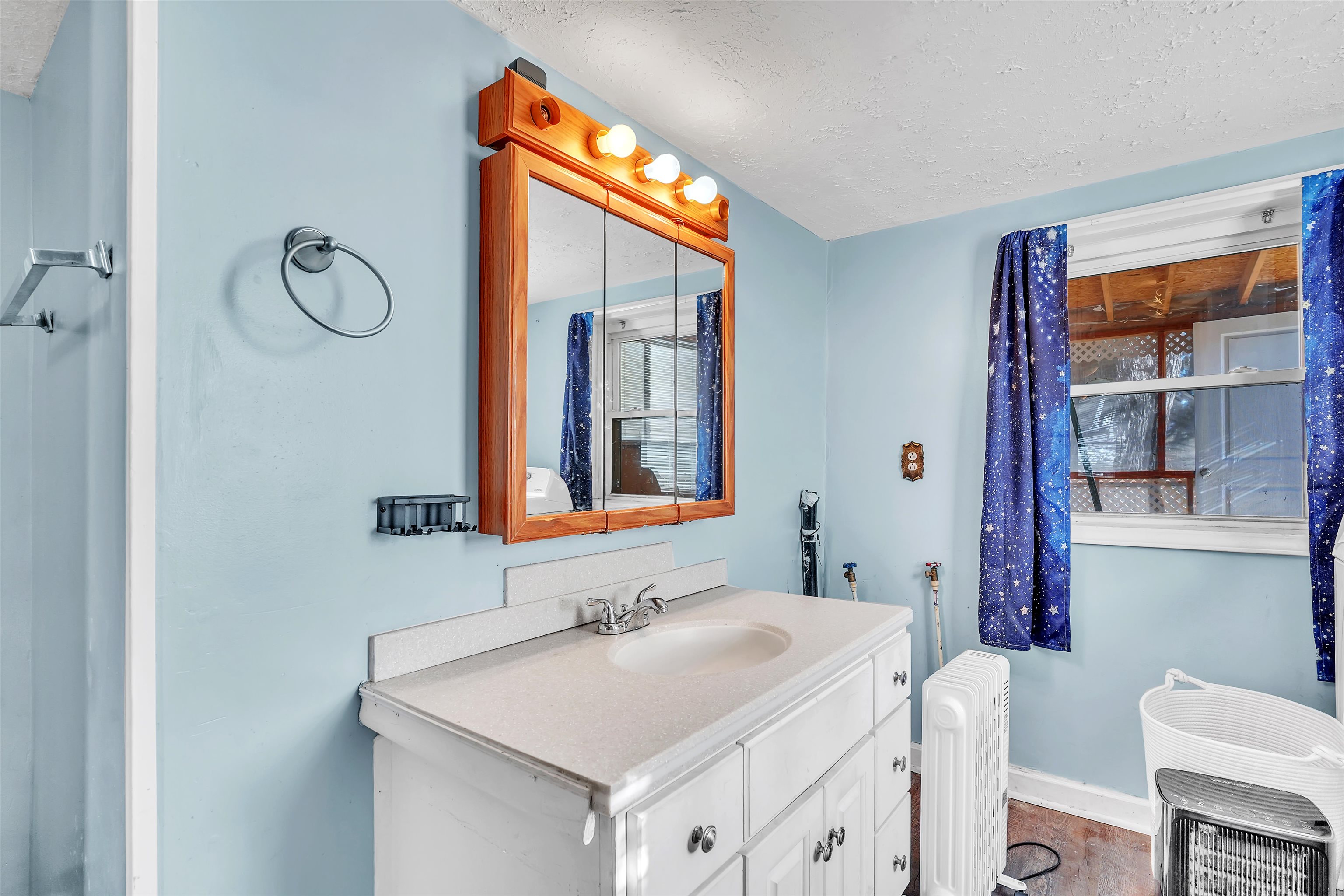 1961 Snider Lane Pulaski VA 24301