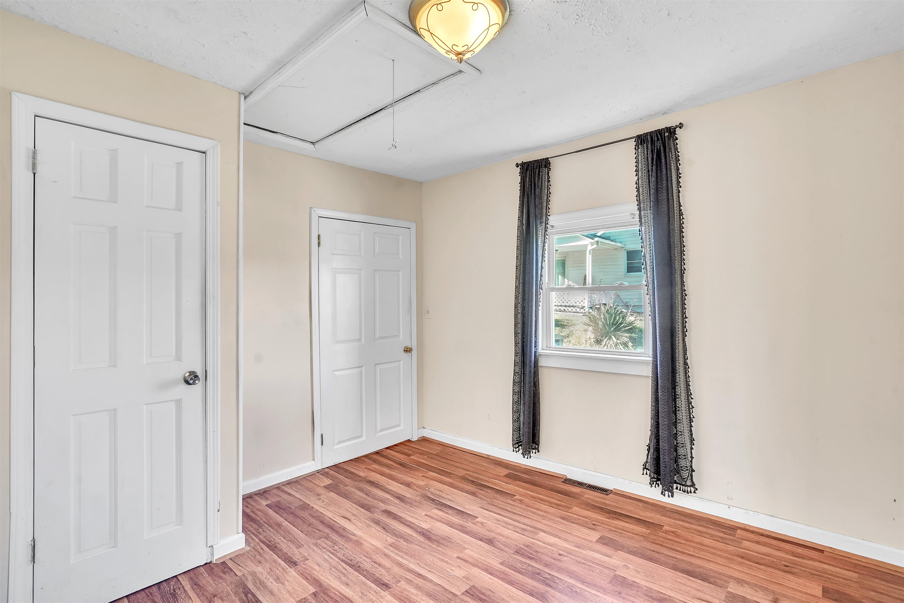 1961 Snider Lane Pulaski VA 24301