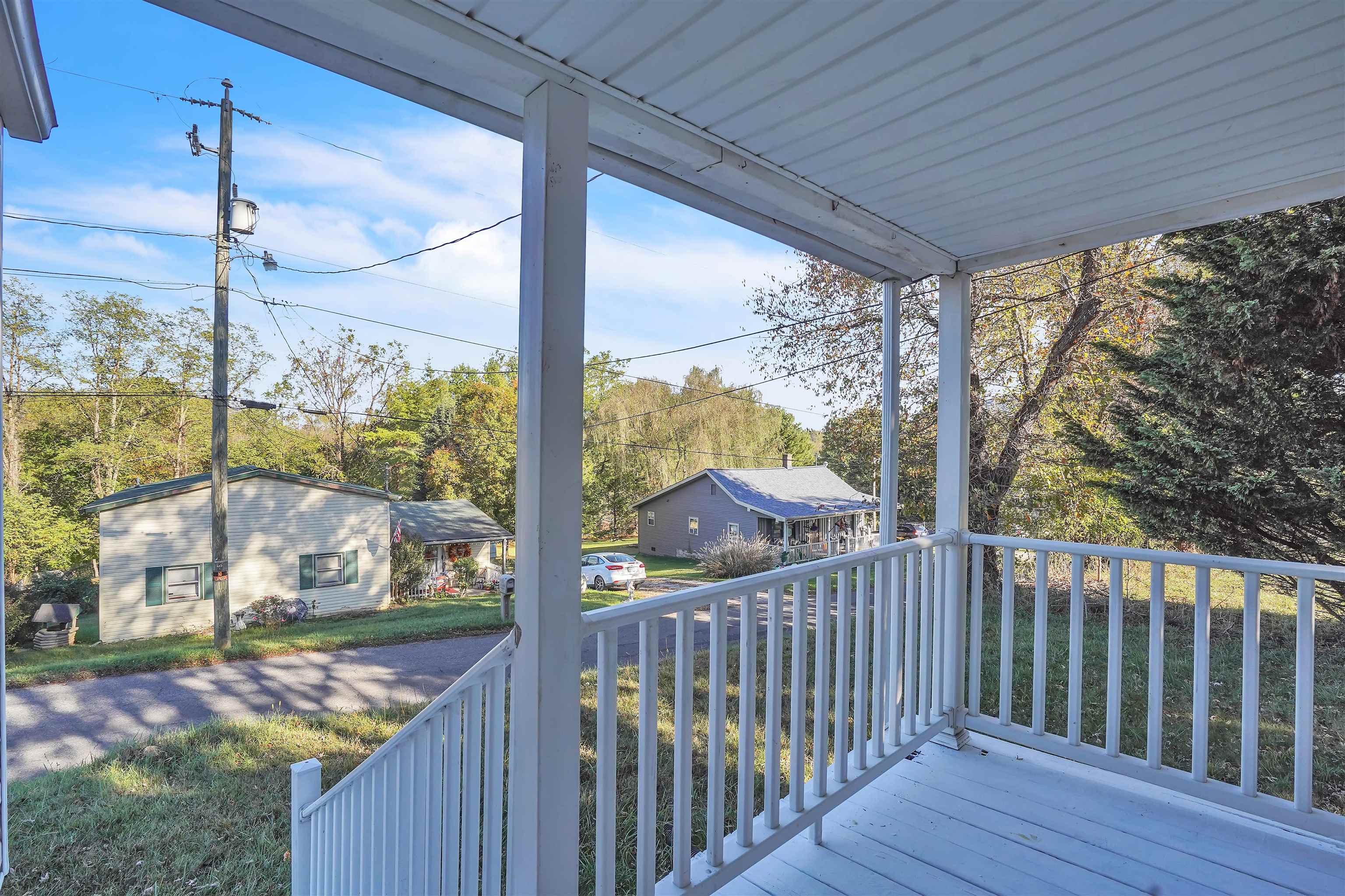 1961 Snider Lane Pulaski VA 24301