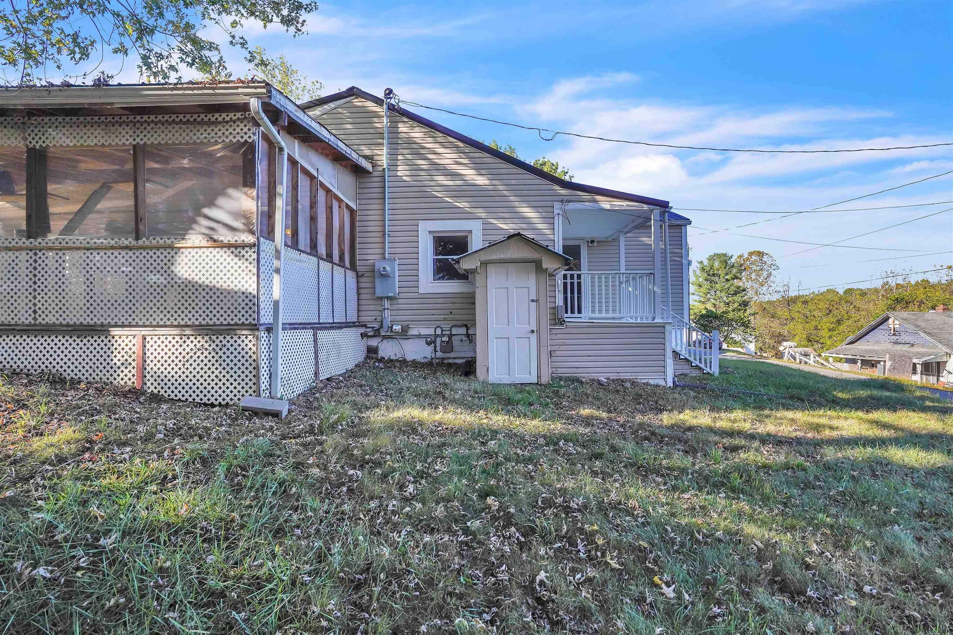 1961 Snider Lane Pulaski VA 24301