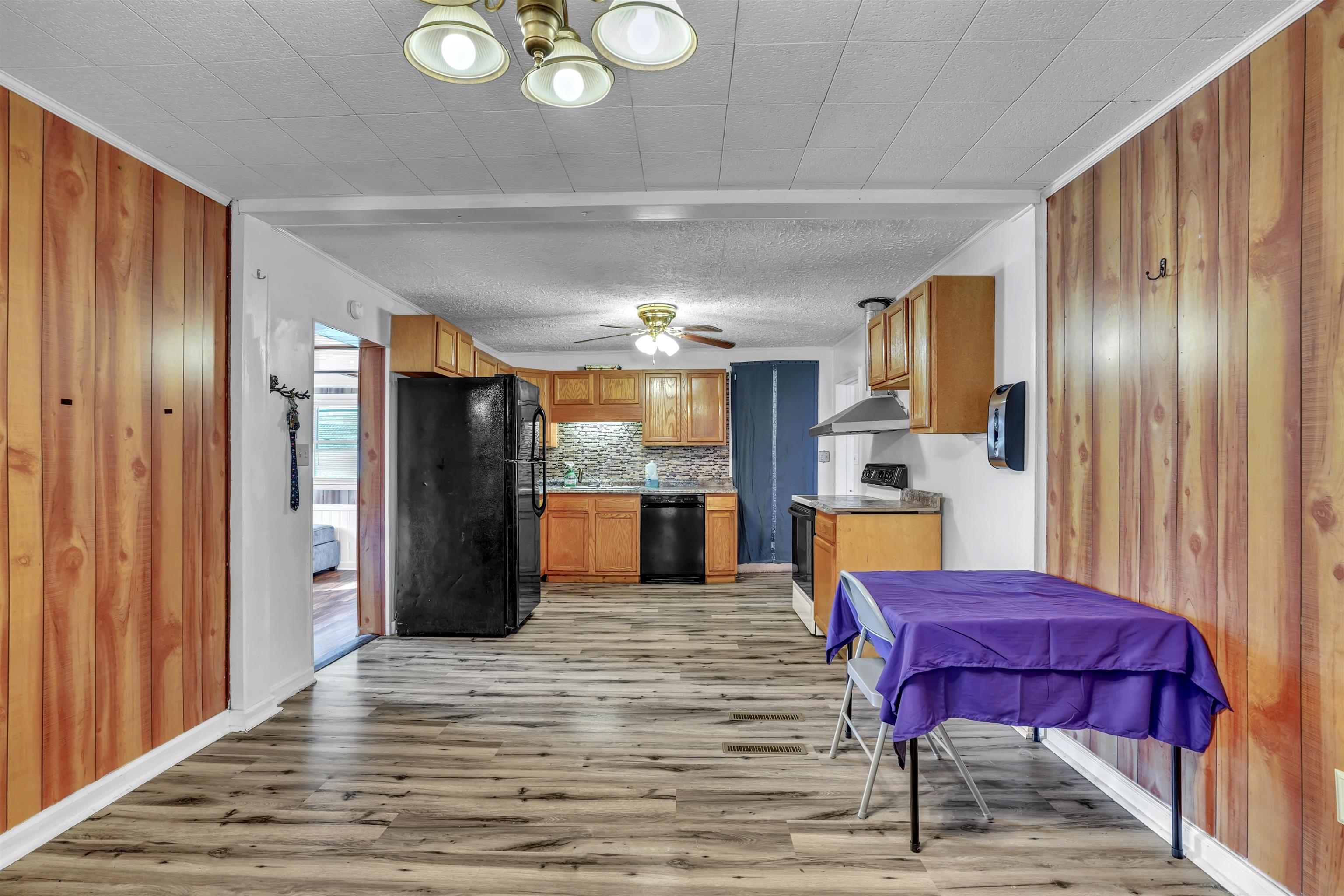 1961 Snider Lane Pulaski VA 24301