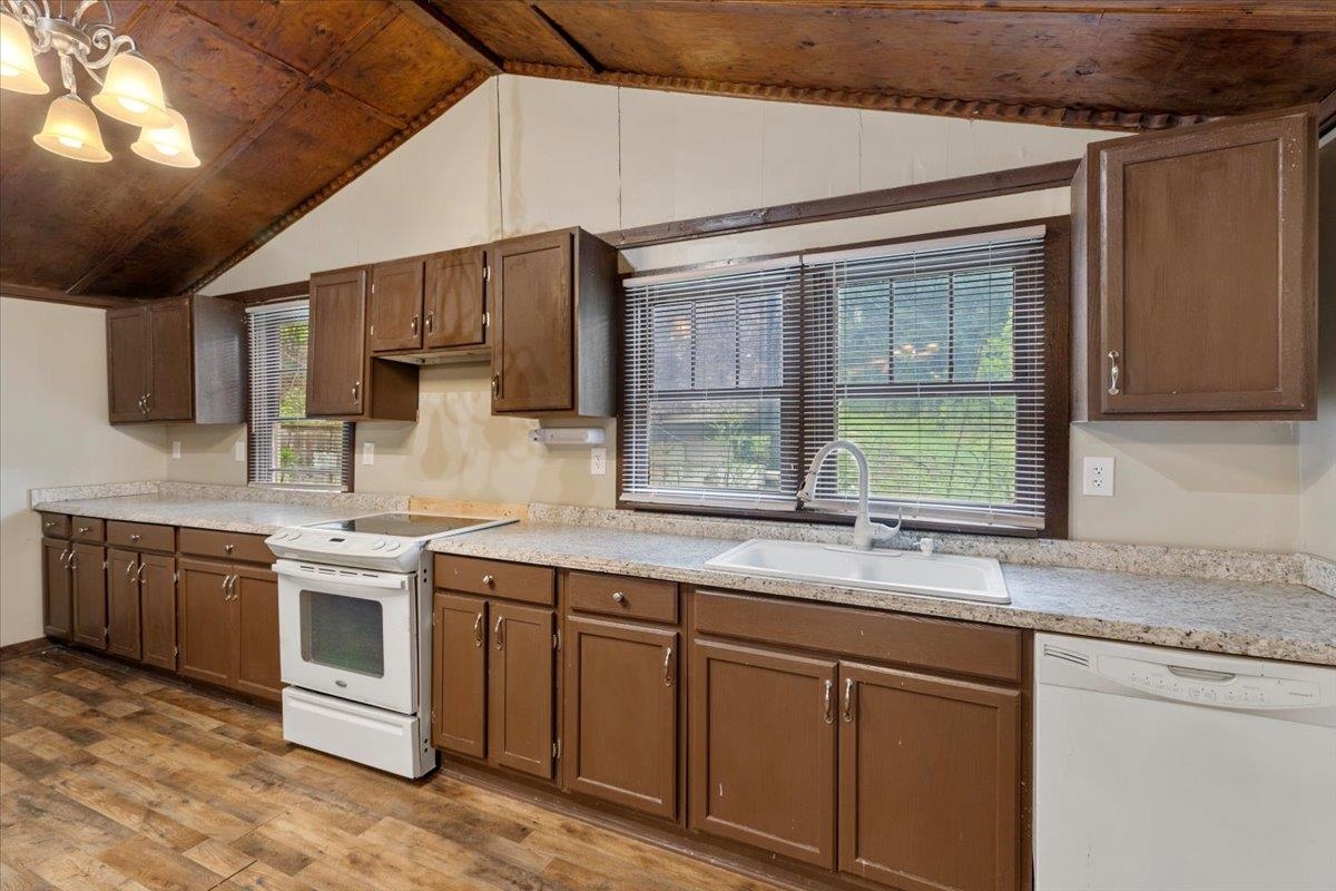 4752 Brookmont Road Pulaski VA 24301