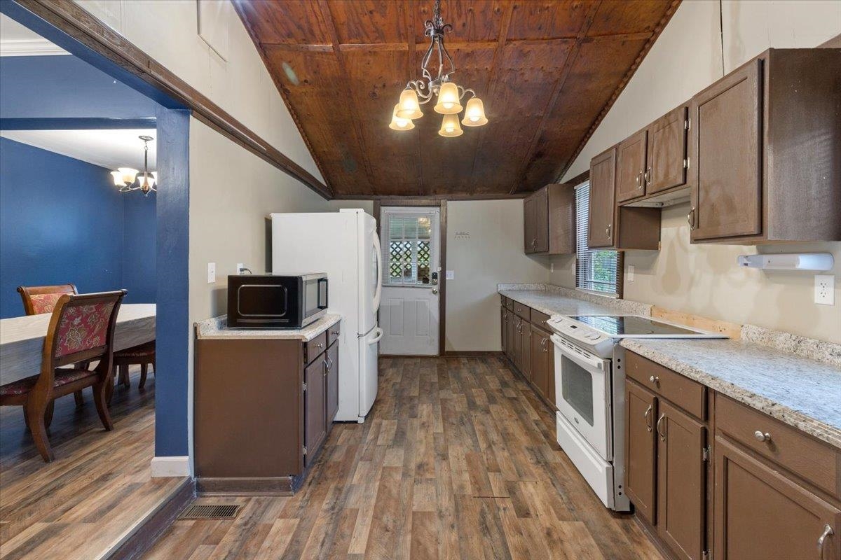 4752 Brookmont Road Pulaski VA 24301
