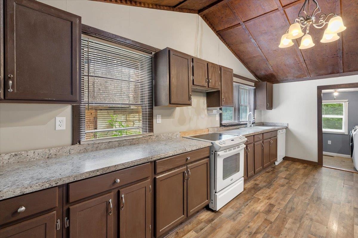 4752 Brookmont Road Pulaski VA 24301