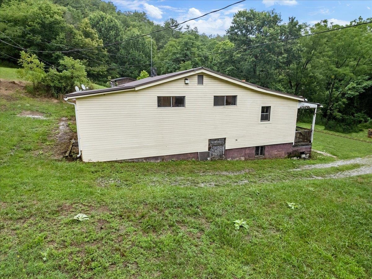 4752 Brookmont Road Pulaski VA 24301