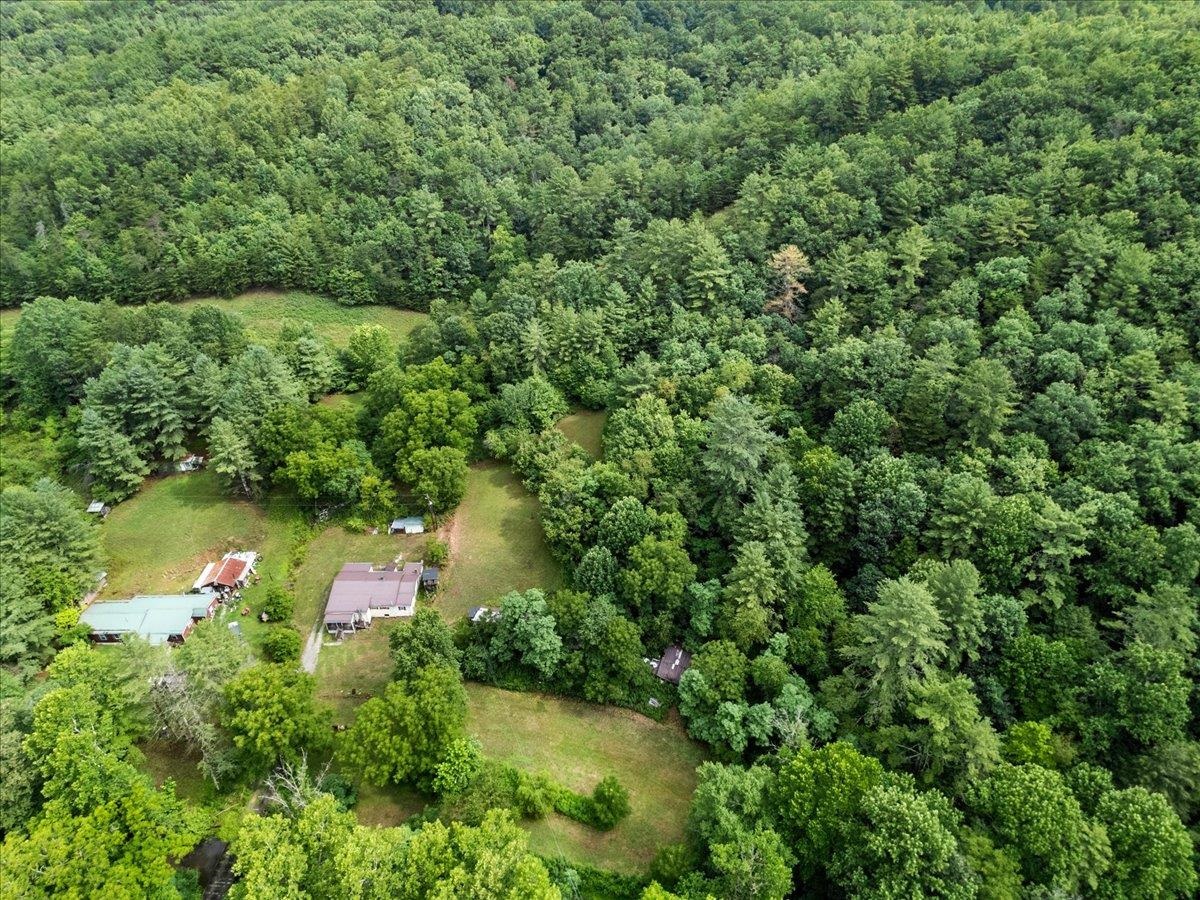 4752 Brookmont Road Pulaski VA 24301