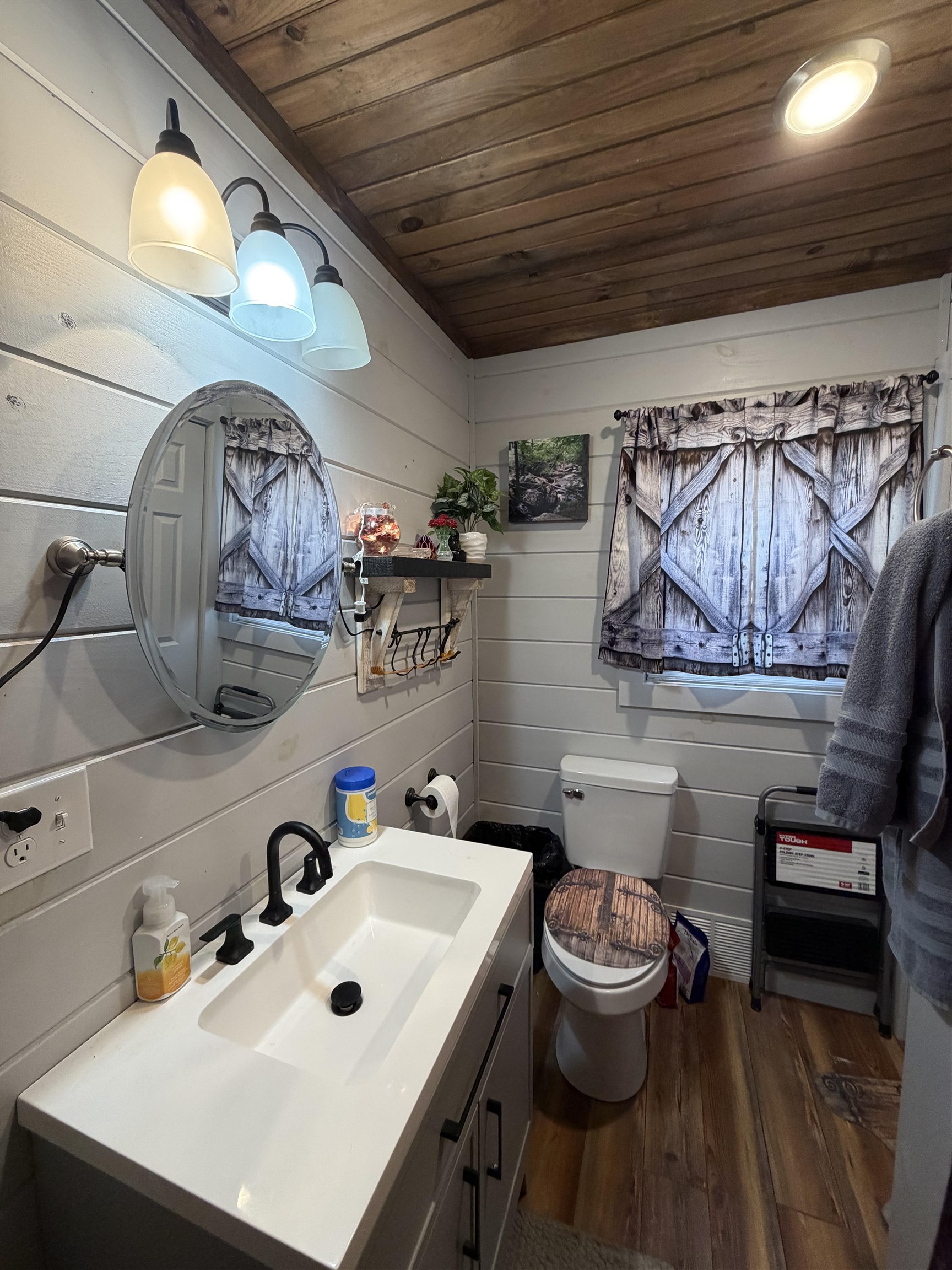 1200 Macgill Street Pulaski VA 24301