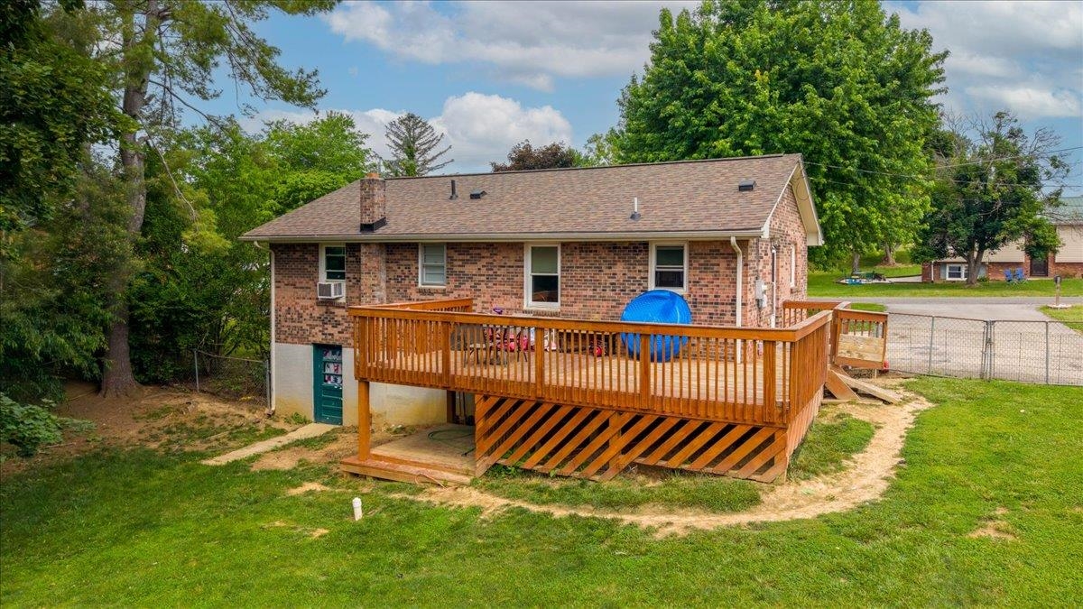 612 Vermillion Street Dublin VA 24084