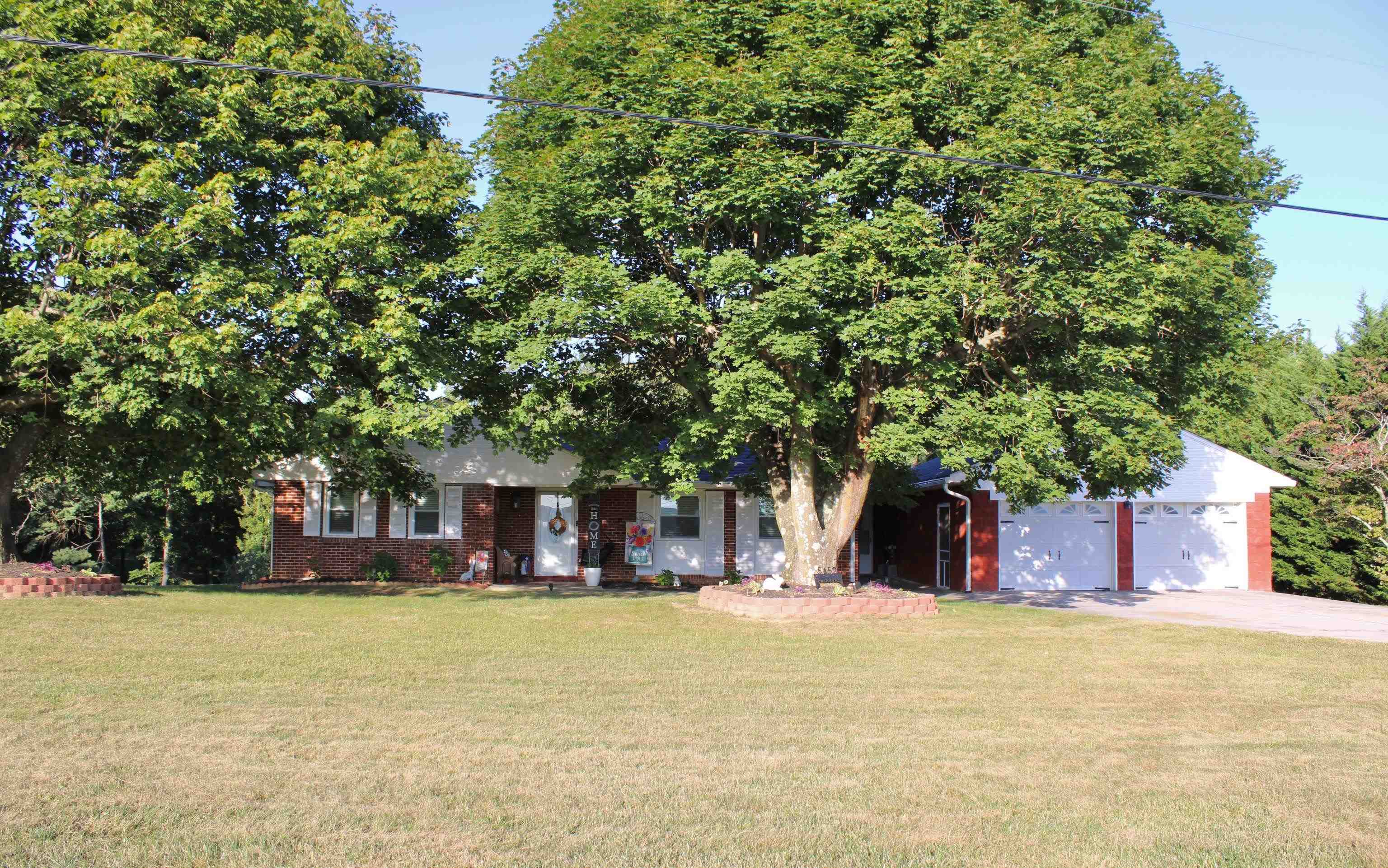 5452 Alum Spring Road Pulaski VA 24301