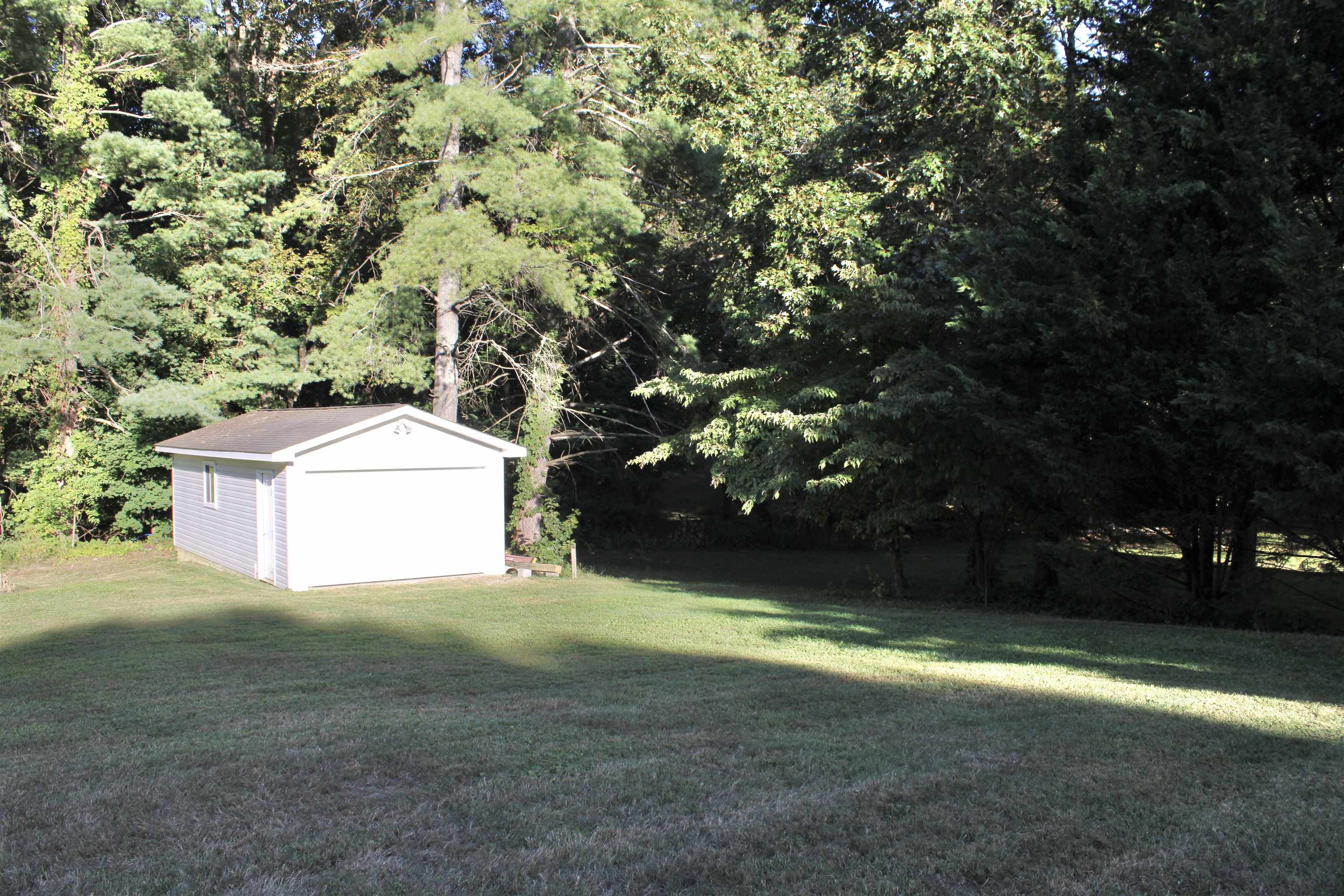 5452 Alum Spring Road Pulaski VA 24301