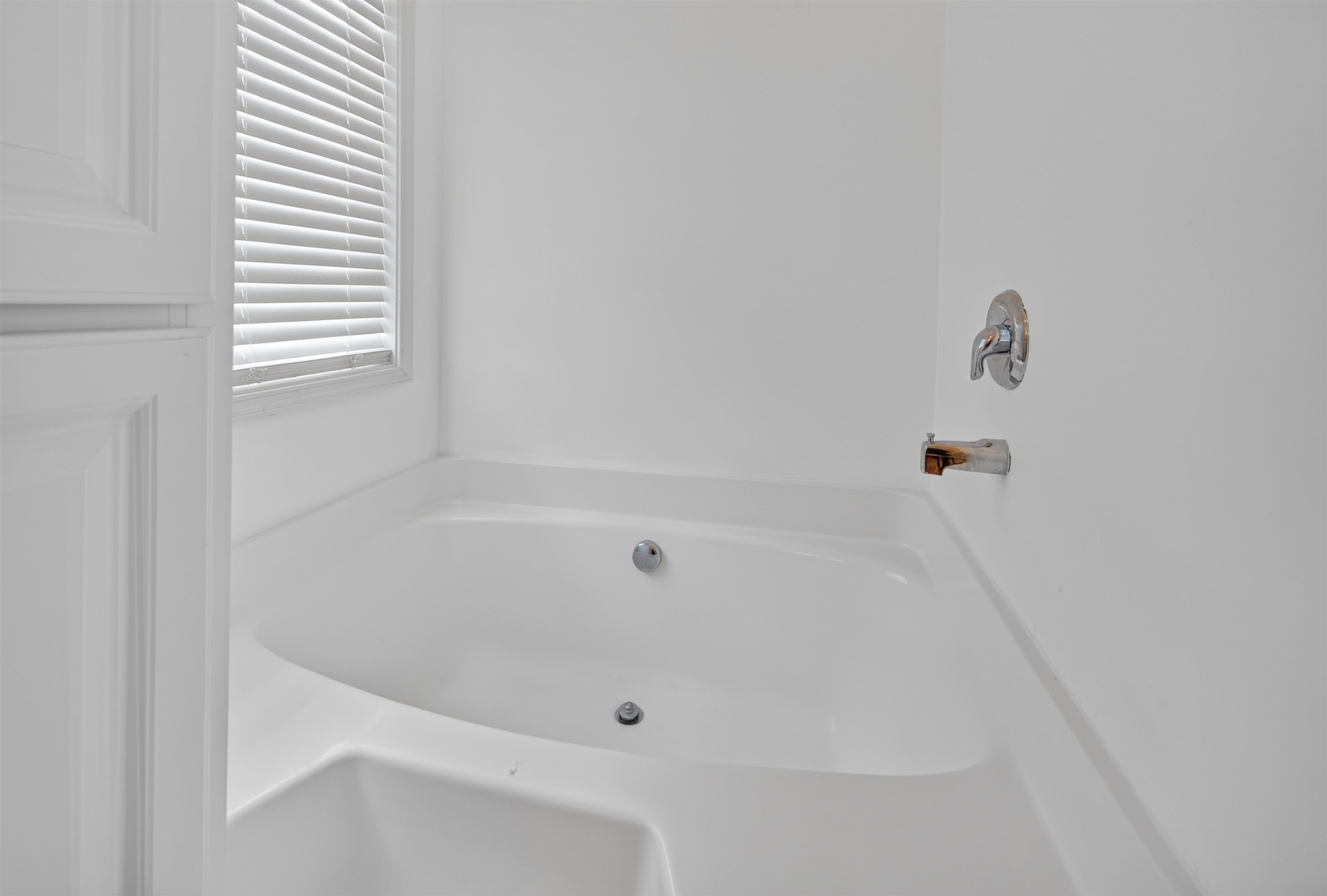 230 Chelsea Loop Christiansburg VA 24073