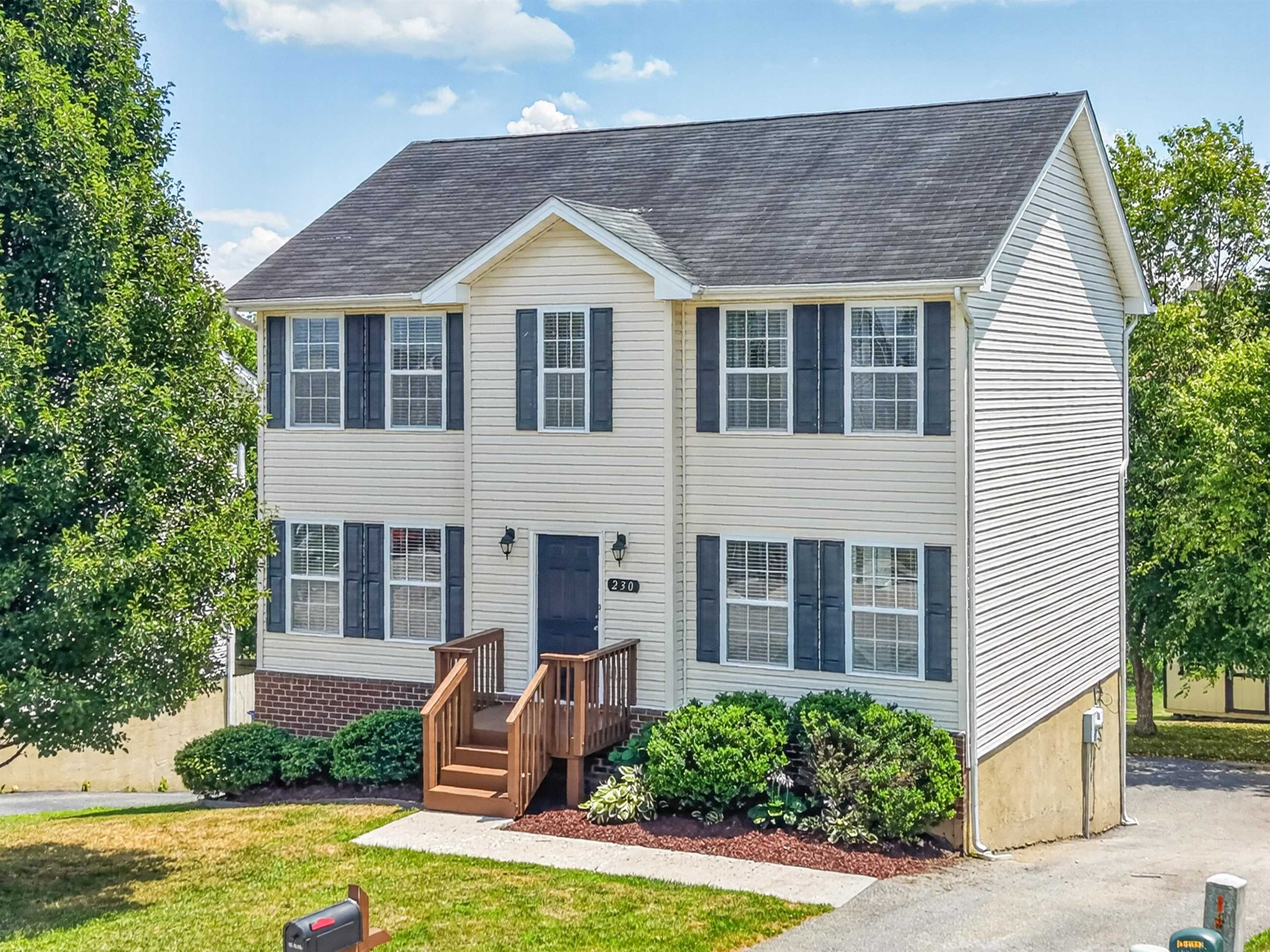 230 Chelsea Loop Christiansburg VA 24073