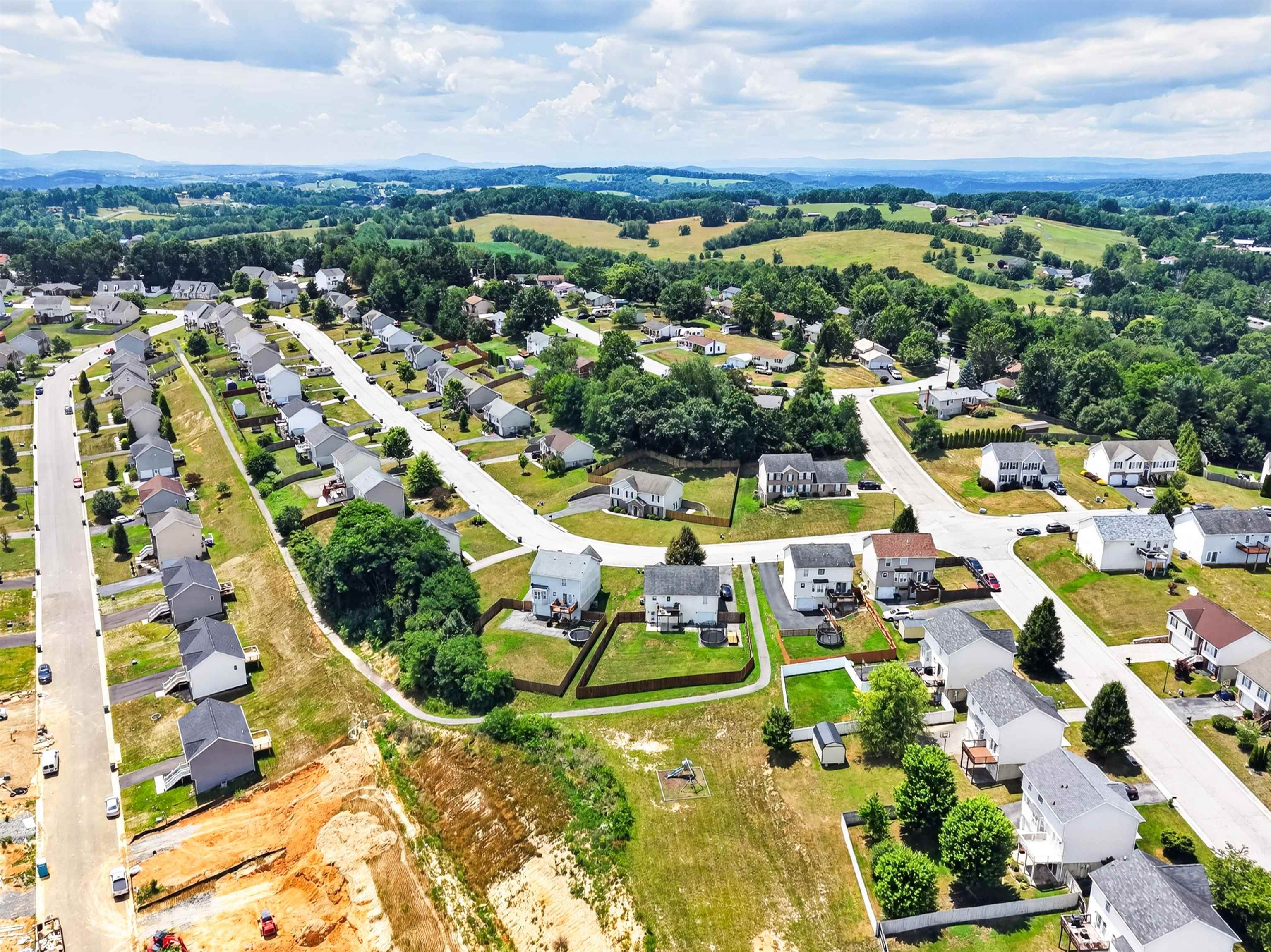 230 Chelsea Loop Christiansburg VA 24073