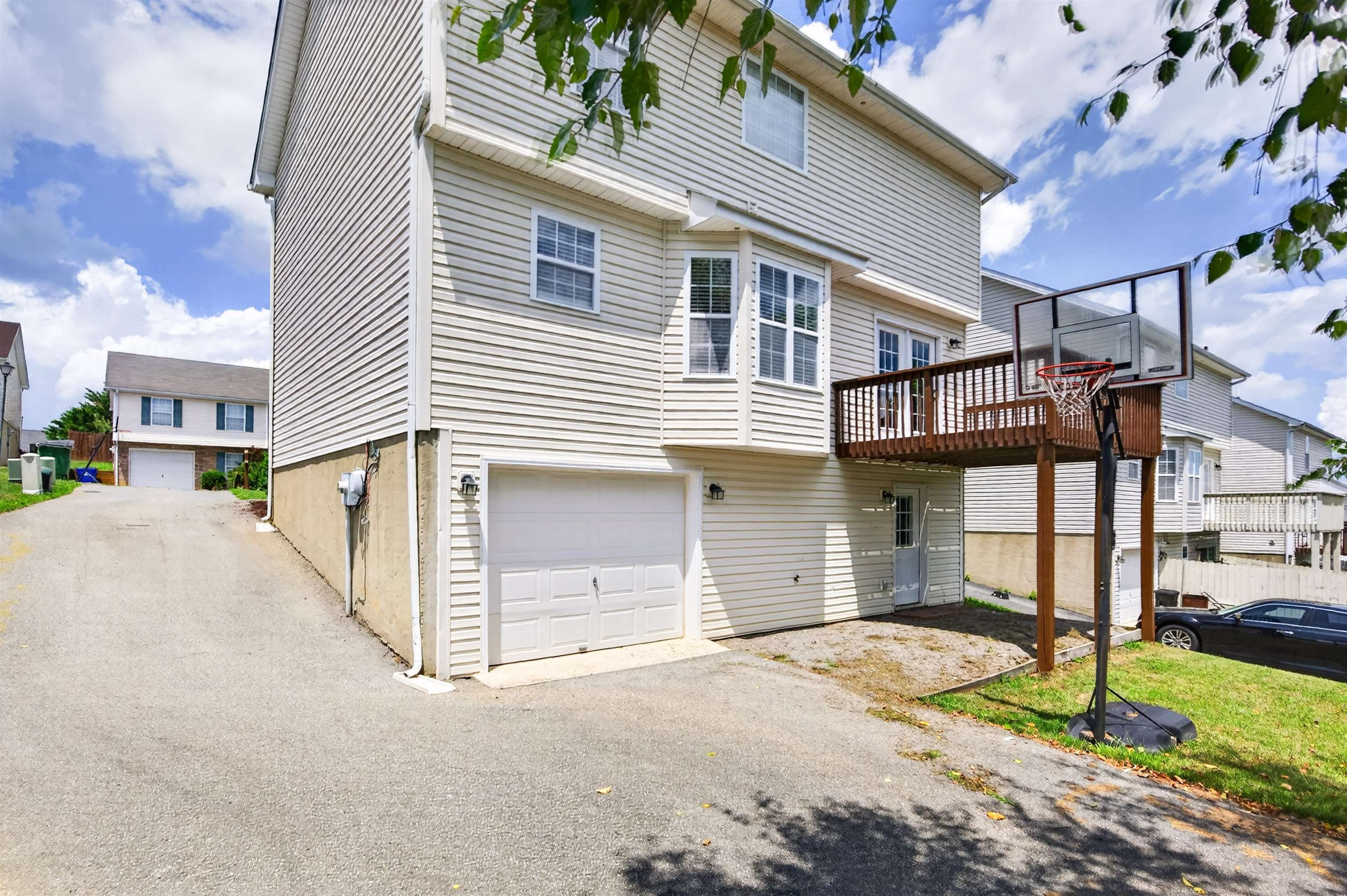 230 Chelsea Loop Christiansburg VA 24073