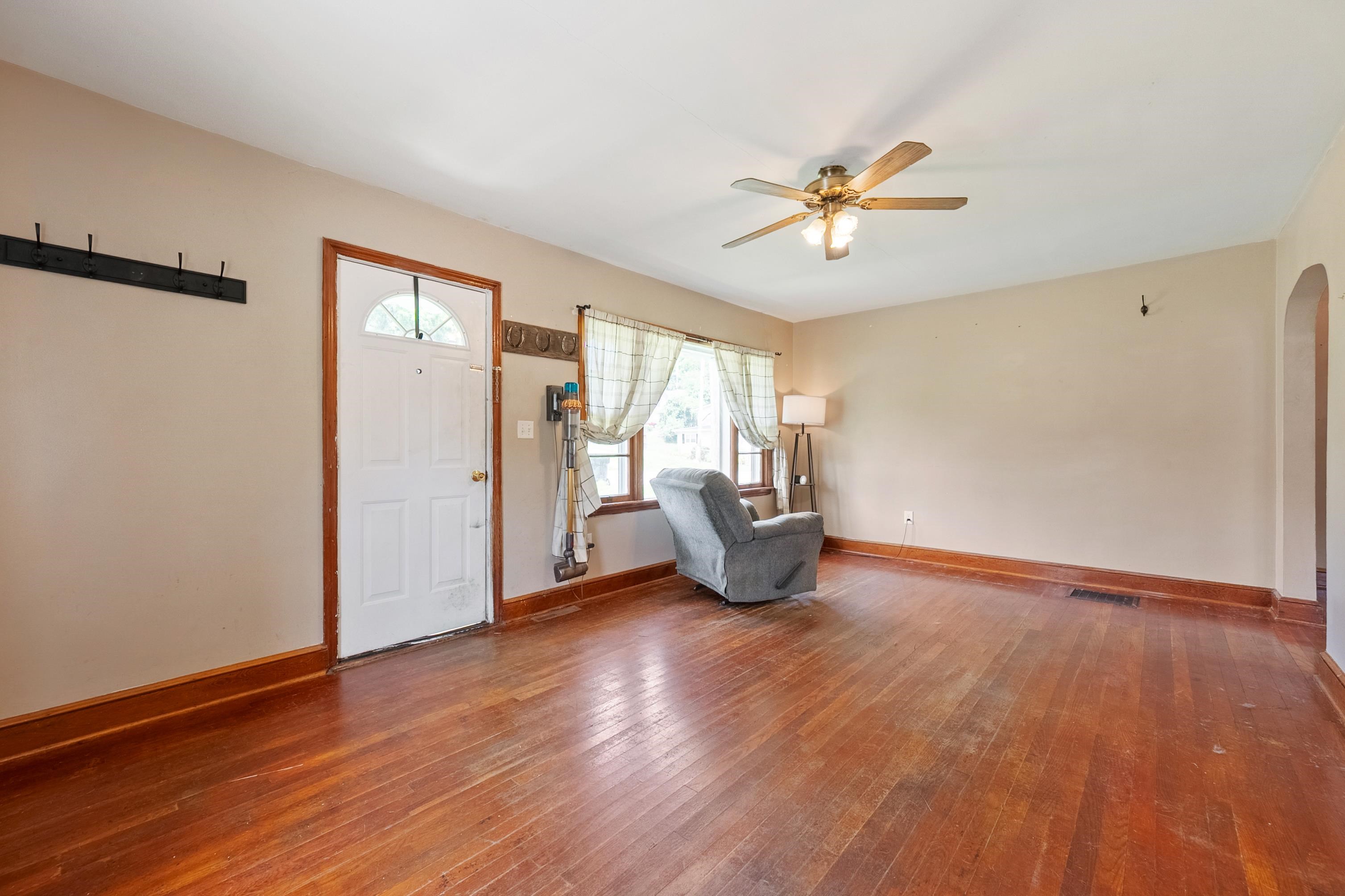 413 Draper Avenue Pulaski VA 24301