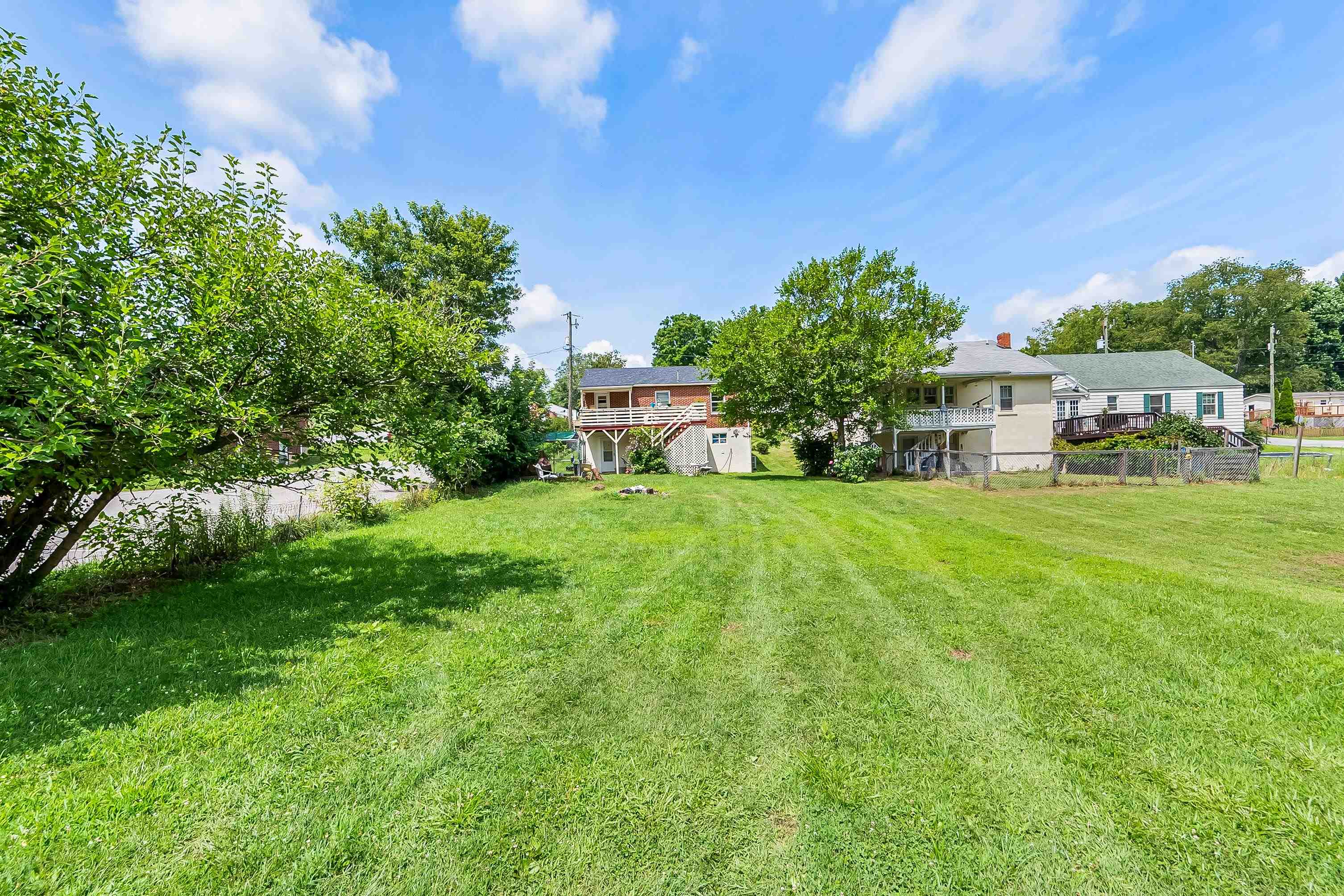 413 Draper Avenue Pulaski VA 24301