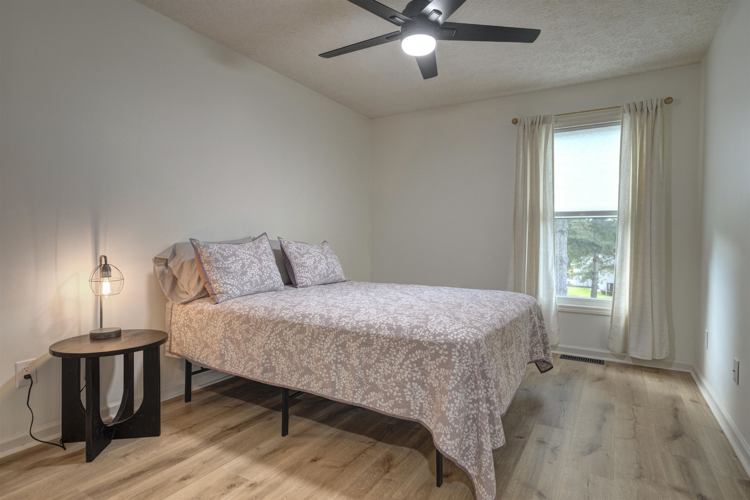 208 Glen View Lane Radford VA 24141