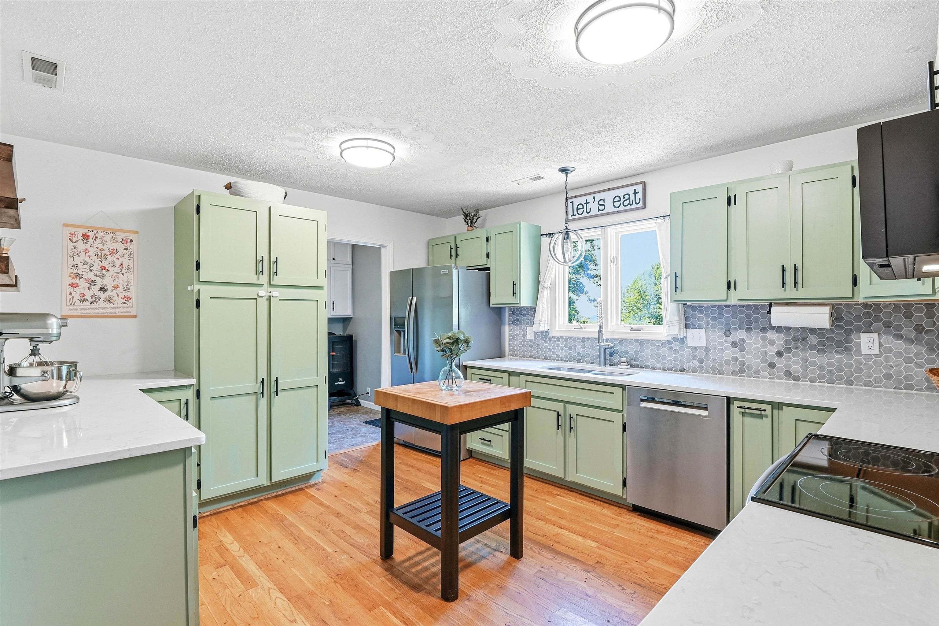 5885 Chestnut Ridge Road Riner VA 24149