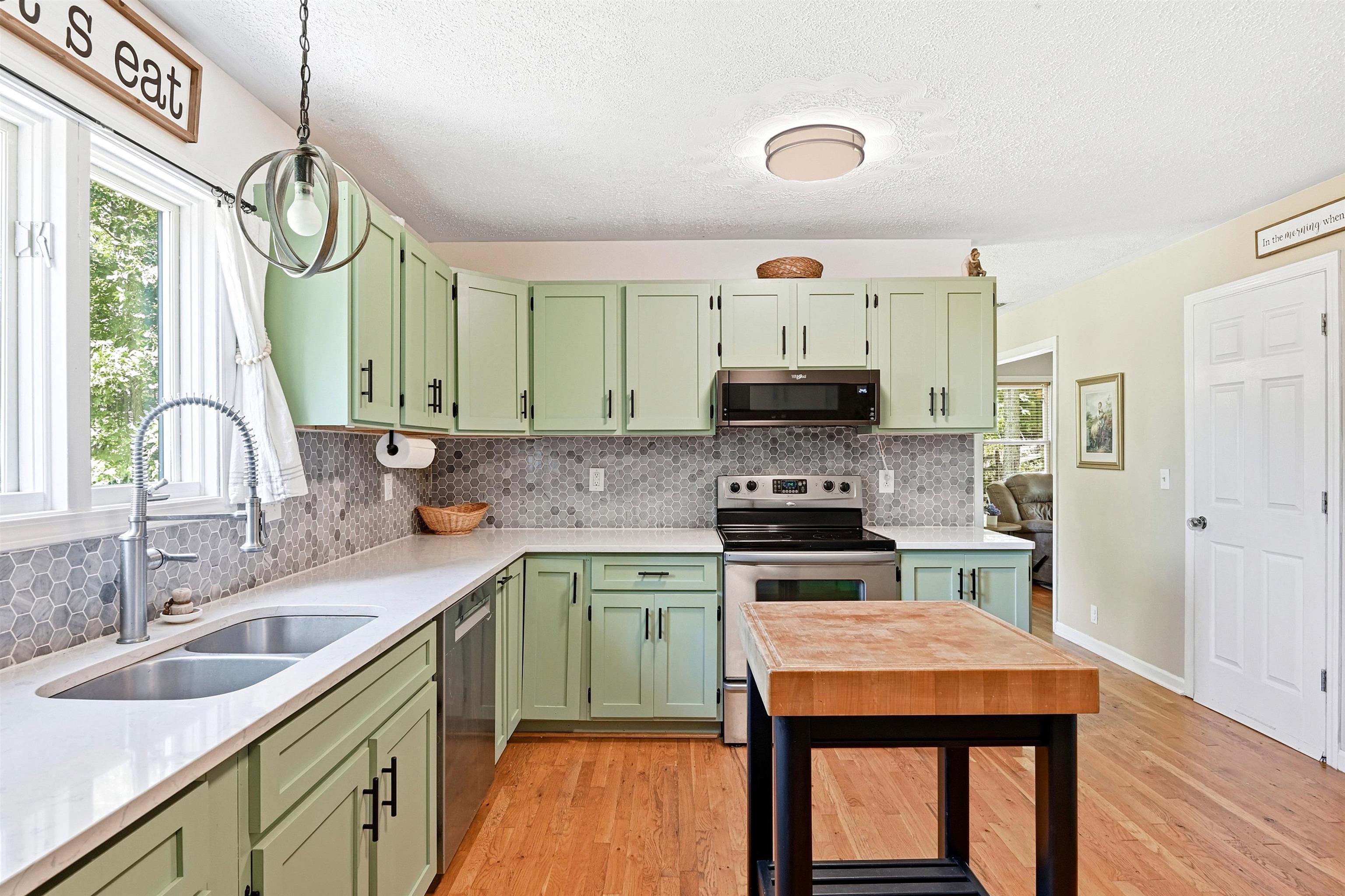 5885 Chestnut Ridge Road Riner VA 24149