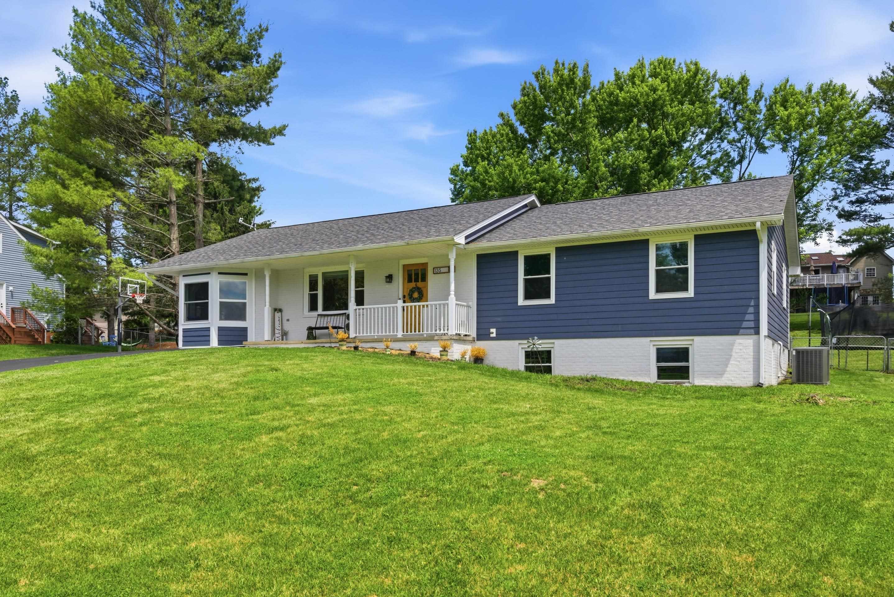 135 Wooden Shoe Court NW Christiansburg VA 24073