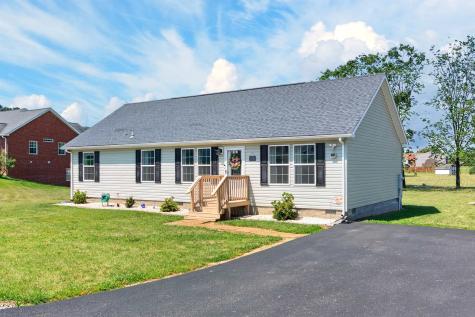 2127 Tara Lane Salem VA 24153