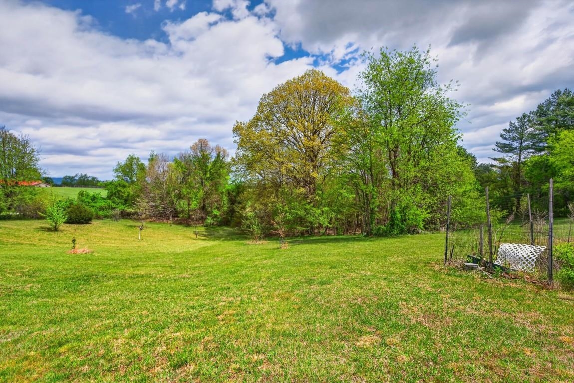 3578 Blevins Lane Pulaski VA 24301
