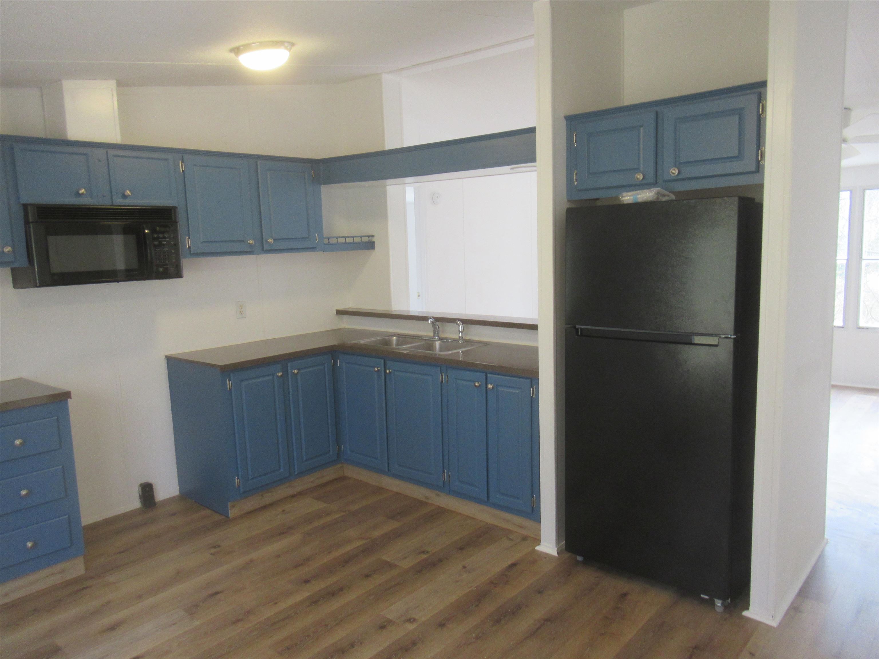 1975 Peakland Drive Pulaski VA 24301