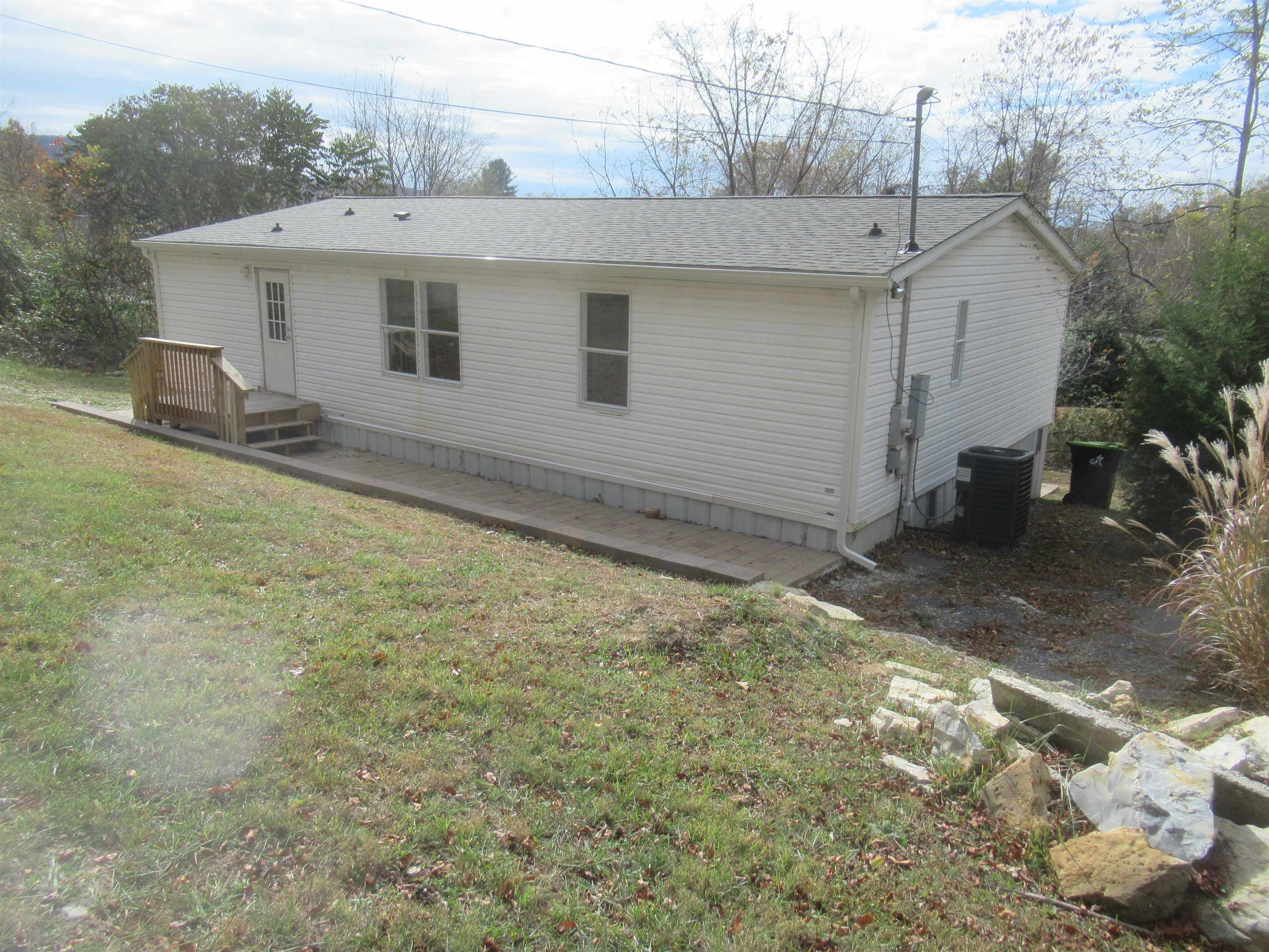 1975 Peakland Drive Pulaski VA 24301