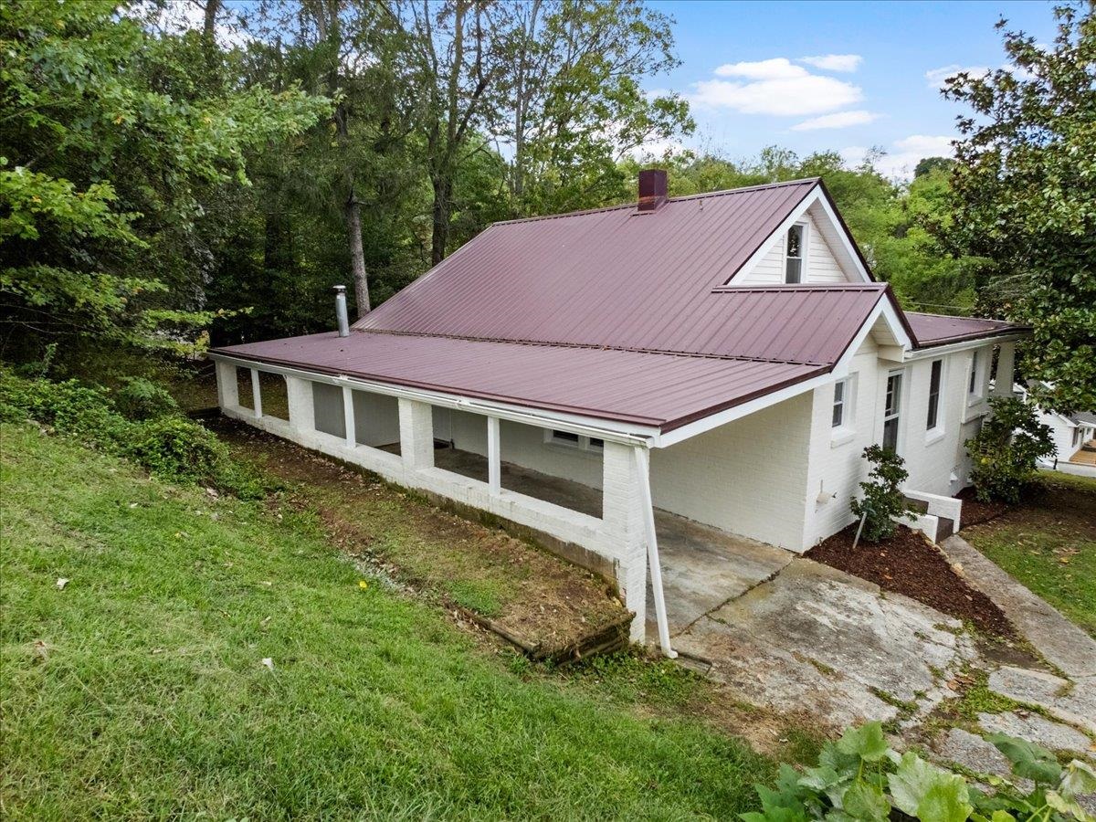603 S Washington Avenue Pulaski VA 24301