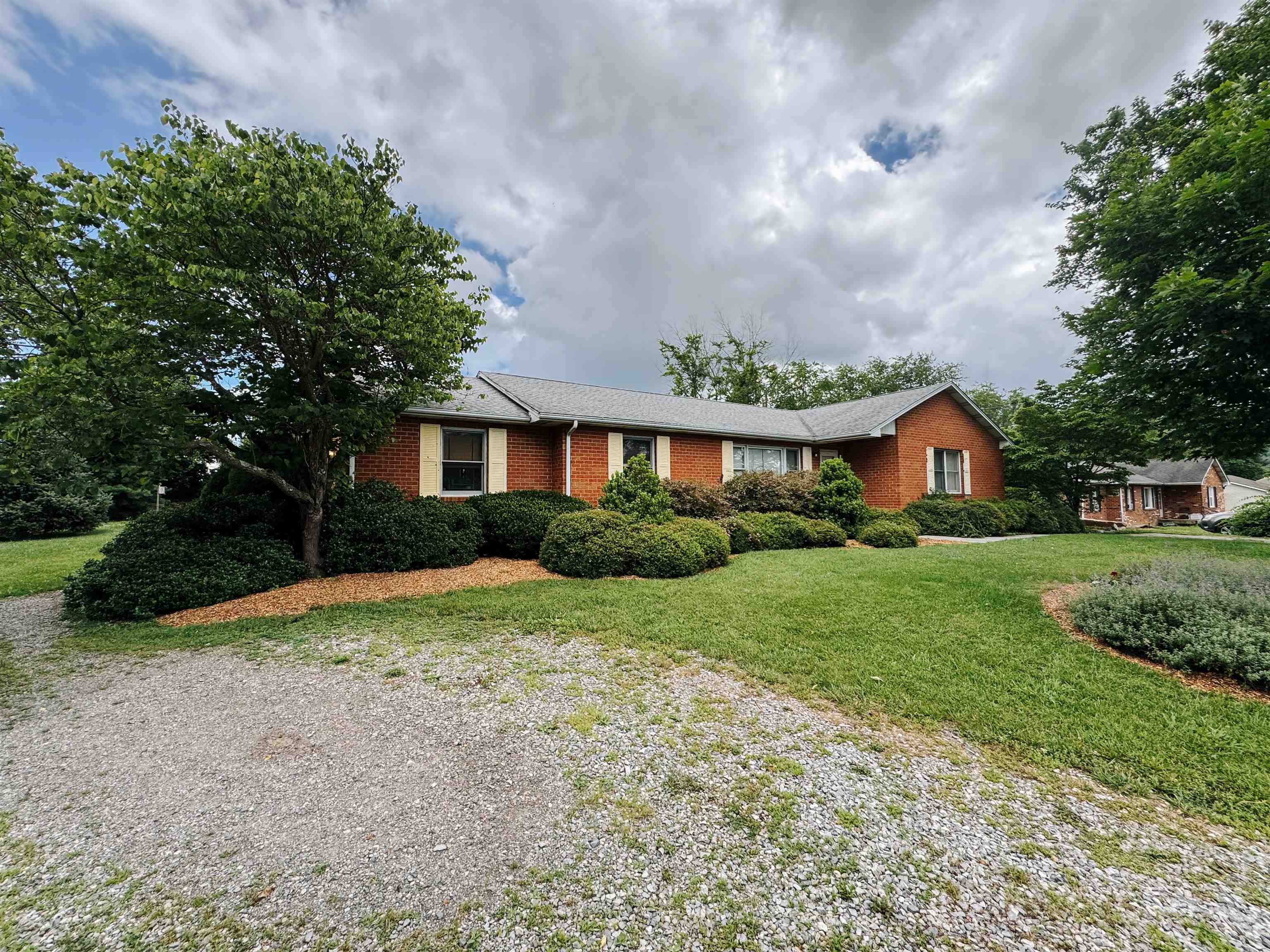 1450 & 1452 Sandy Circle Blacksburg VA 24060