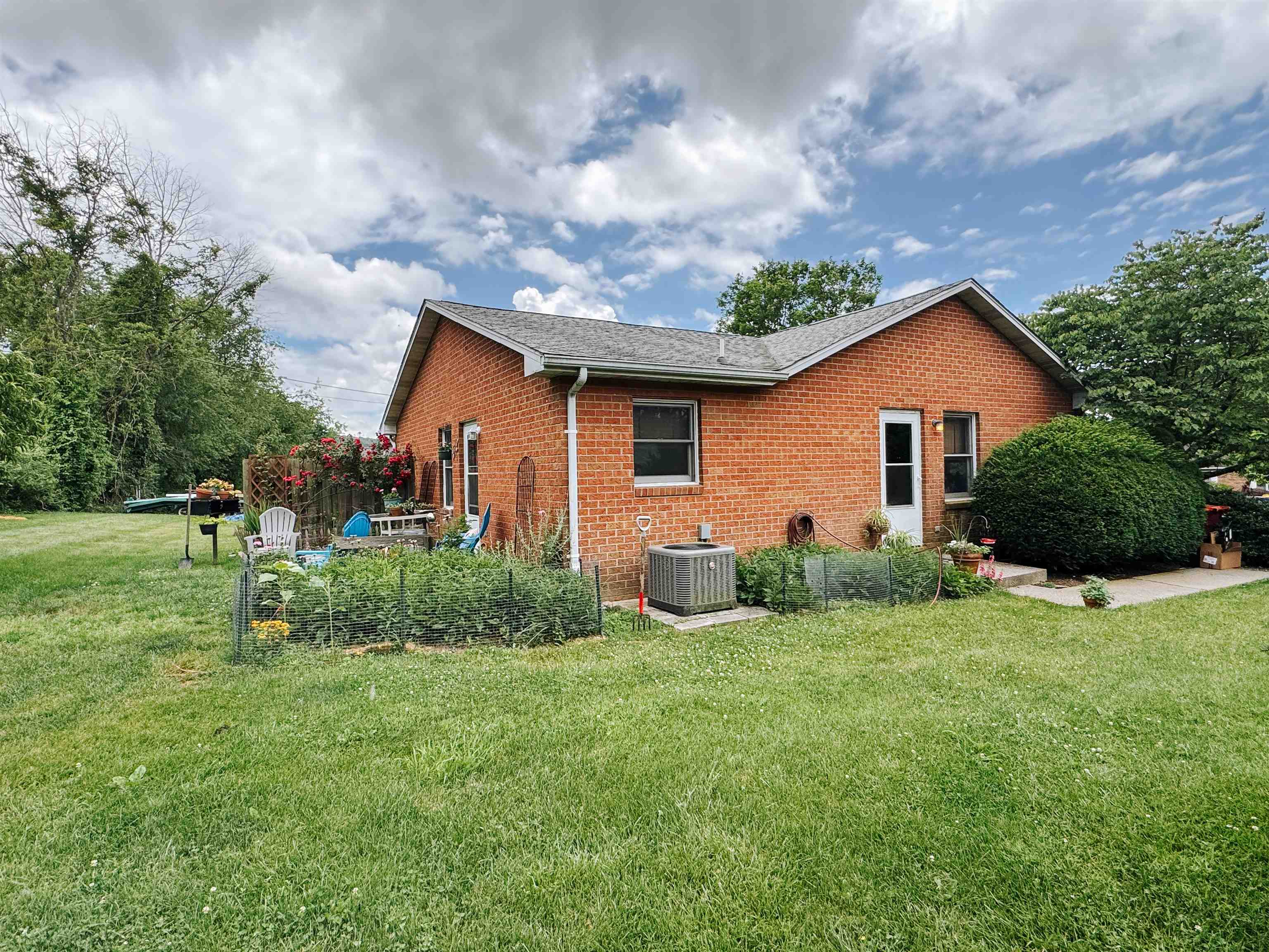 1450 & 1452 Sandy Circle Blacksburg VA 24060