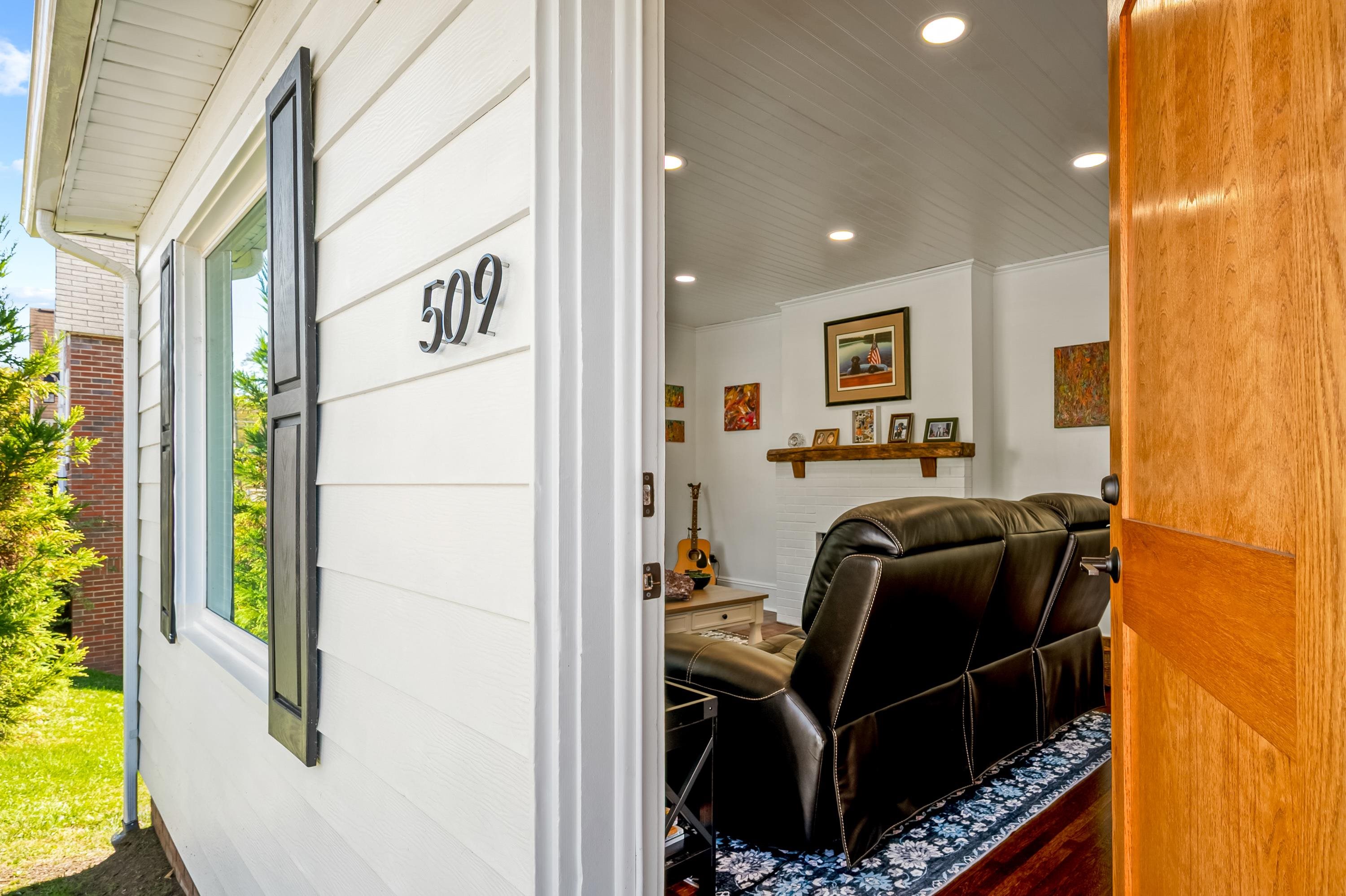 509 Tazewell Avenue Tazewell VA 24651