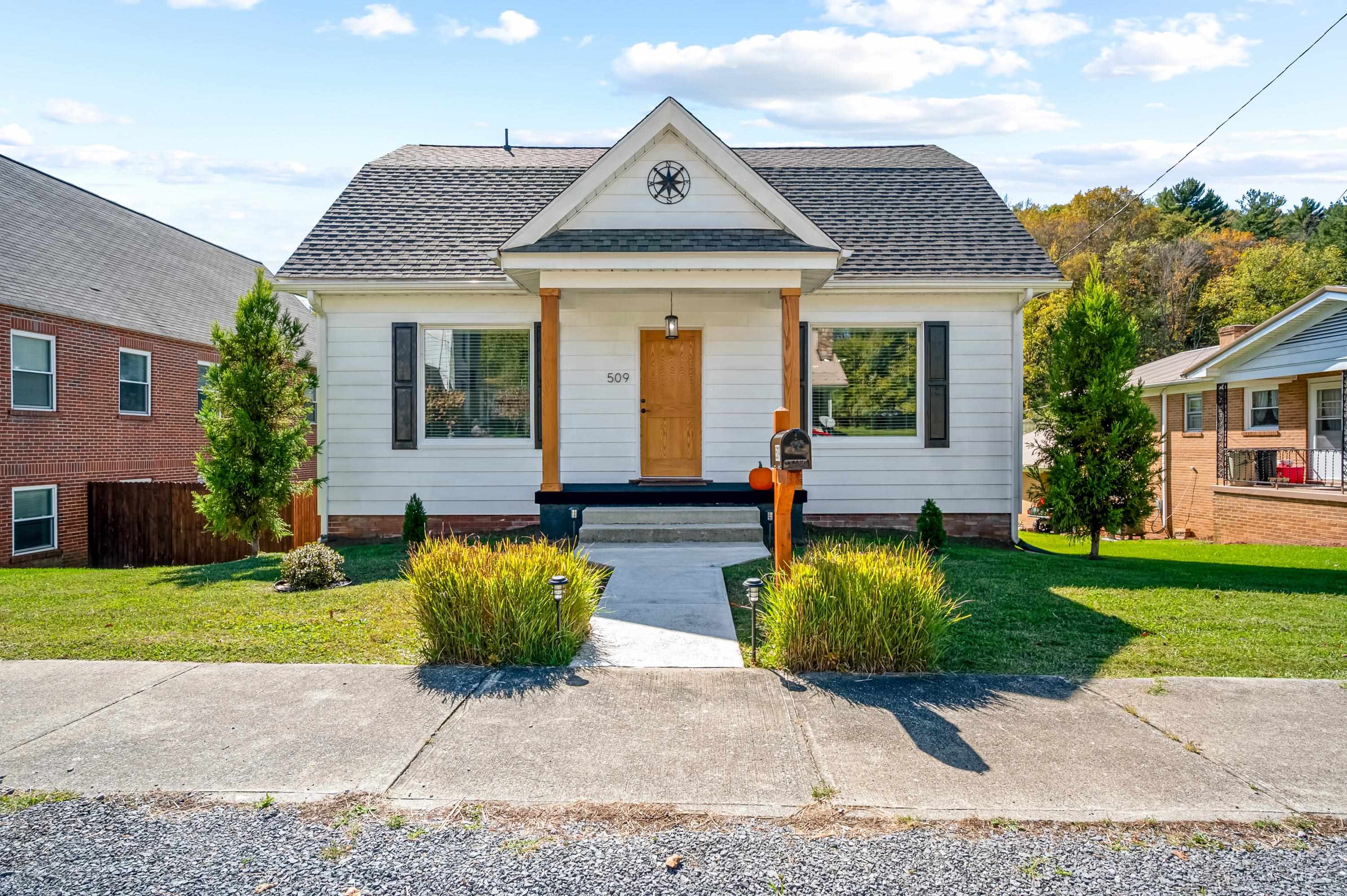 509 Tazewell Avenue Tazewell VA 24651