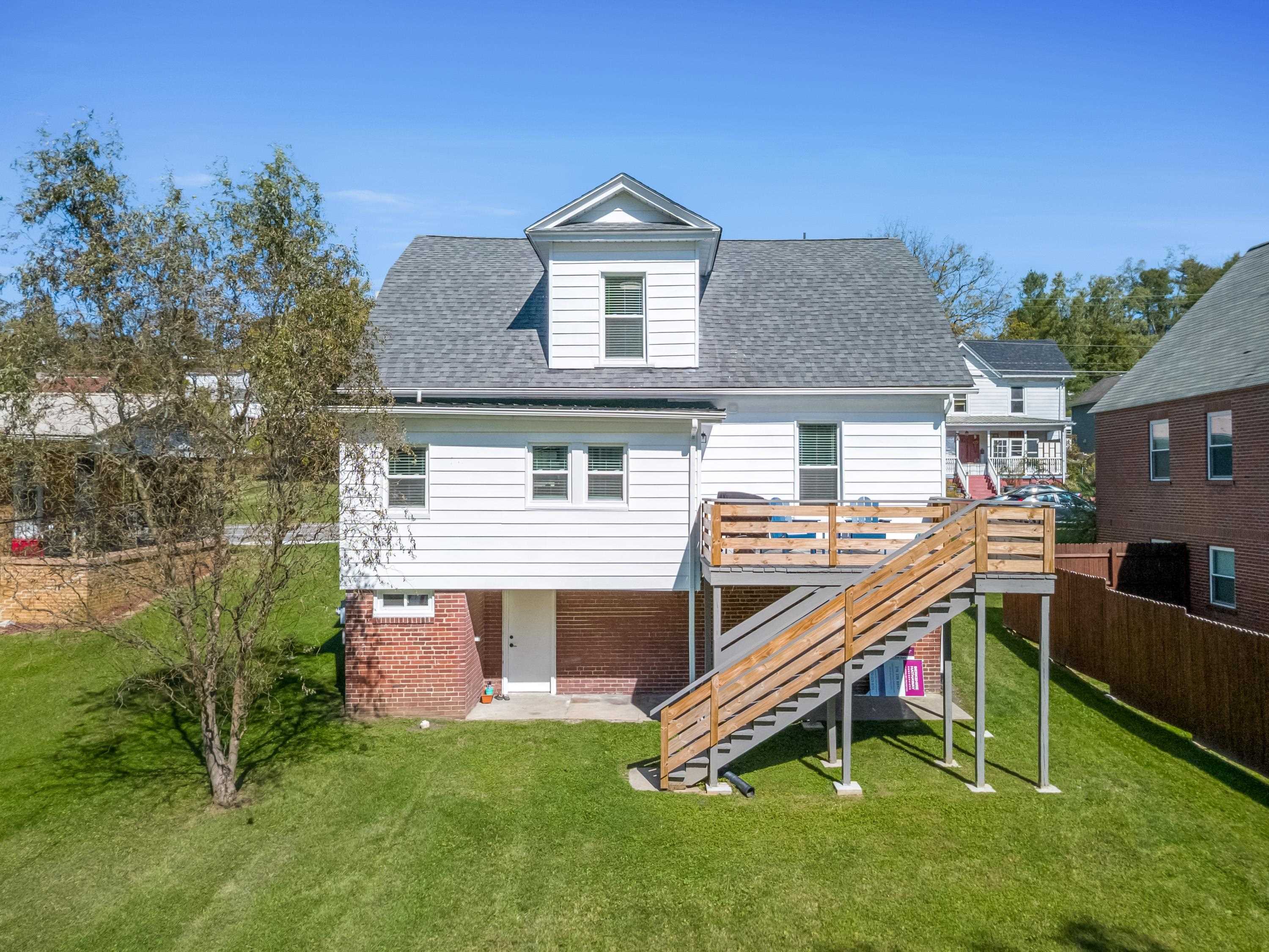 509 Tazewell Avenue Tazewell VA 24651