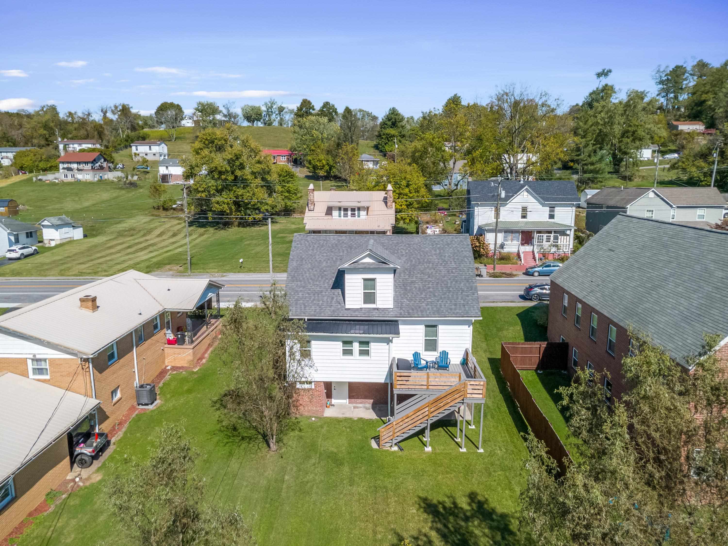 509 Tazewell Avenue Tazewell VA 24651