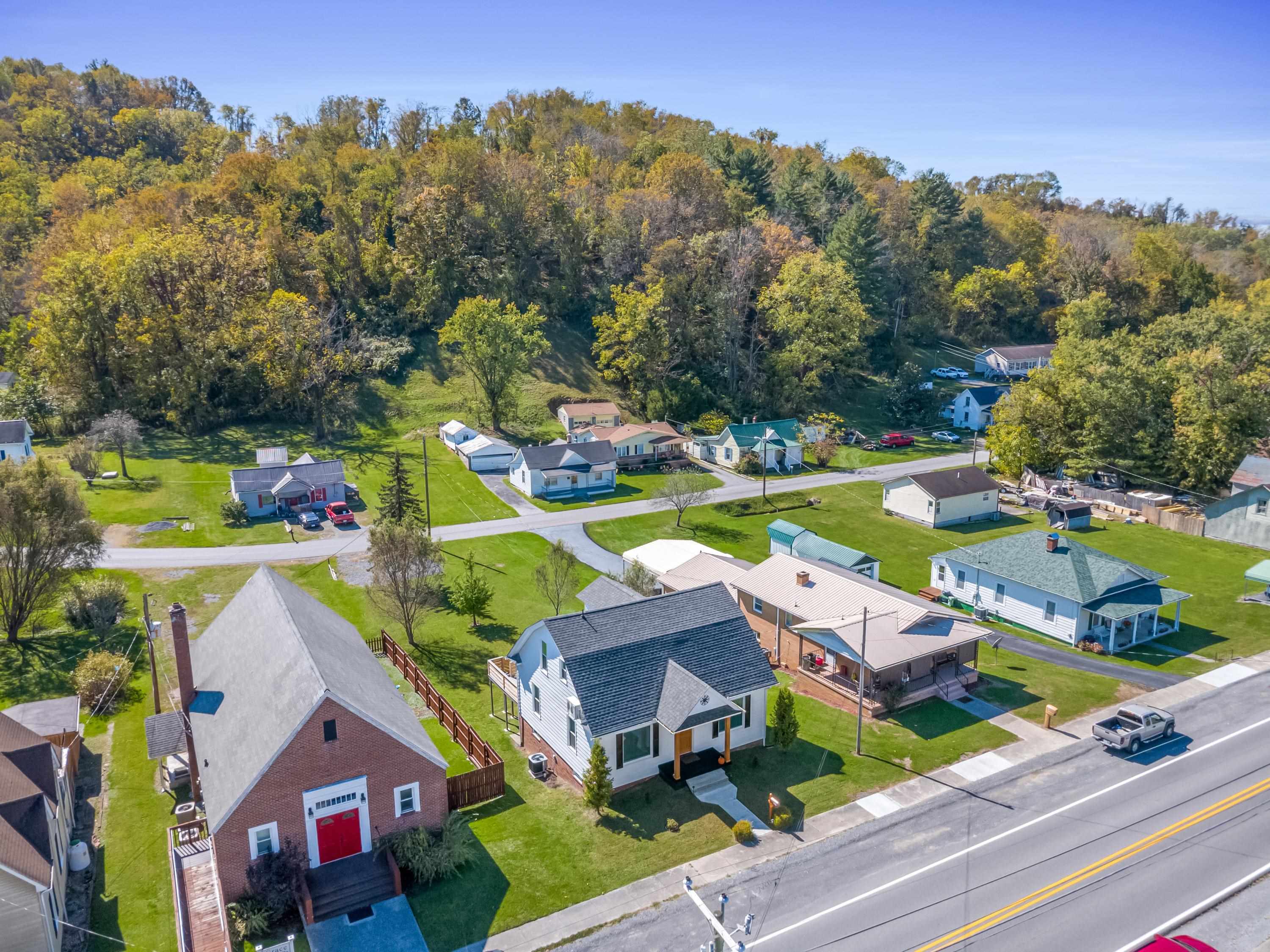 509 Tazewell Avenue Tazewell VA 24651