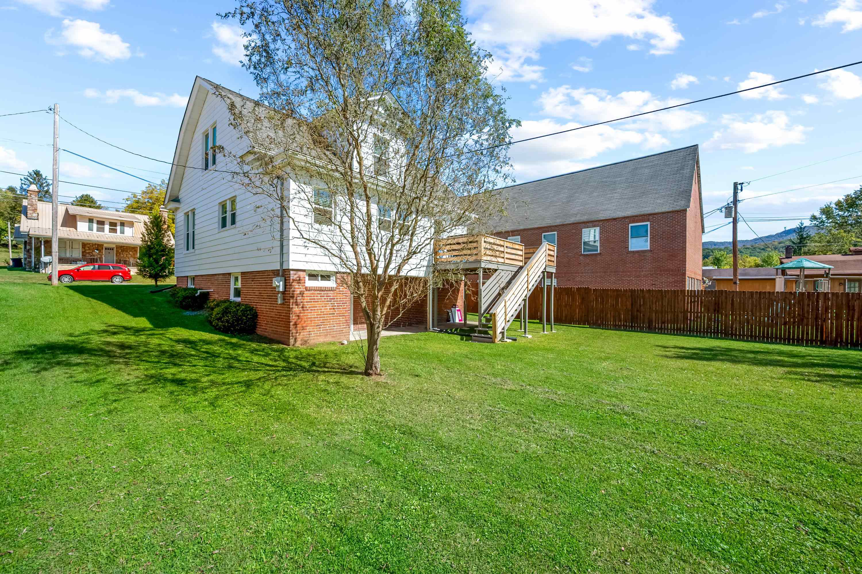 509 Tazewell Avenue Tazewell VA 24651