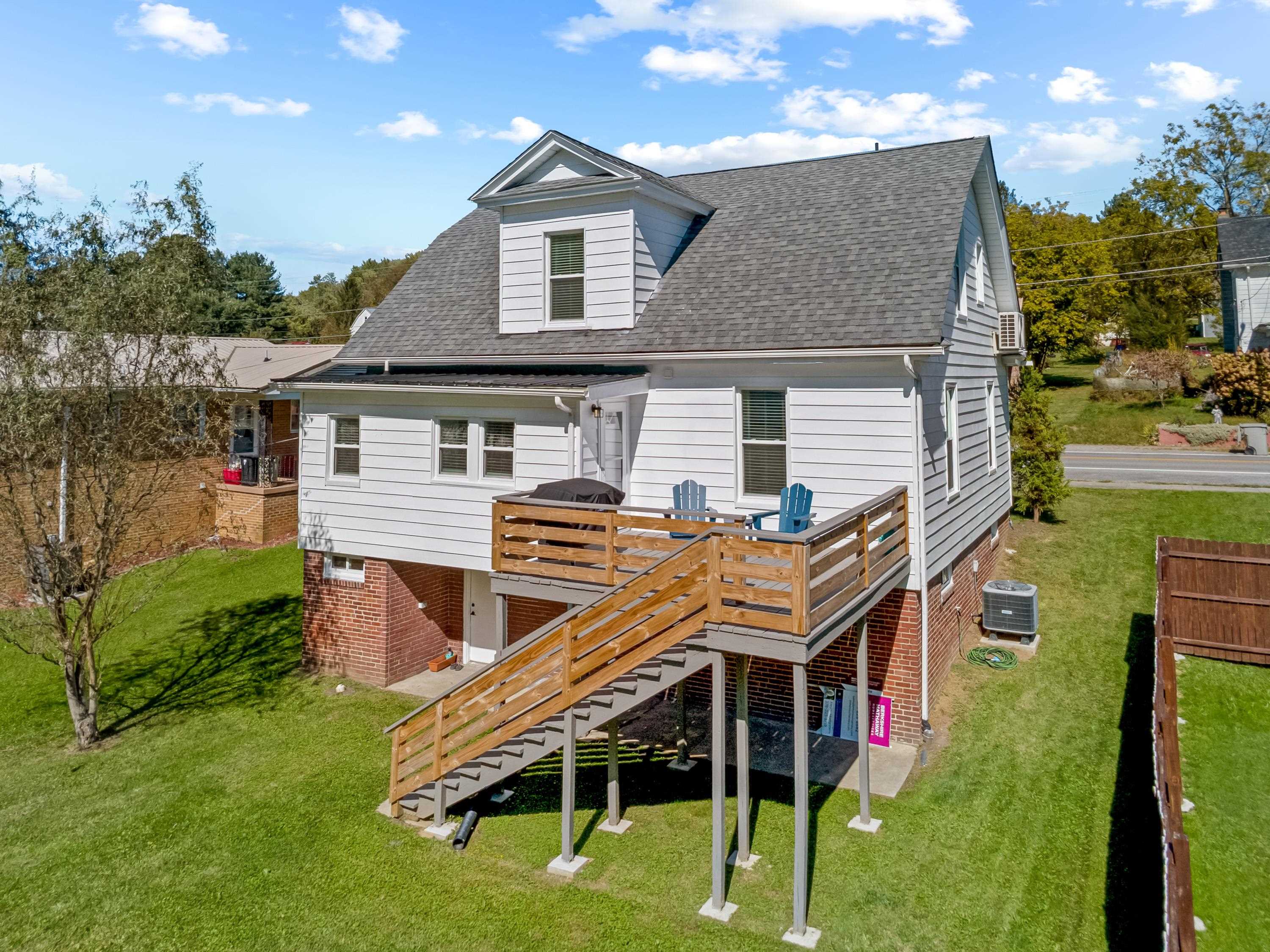 509 Tazewell Avenue Tazewell VA 24651