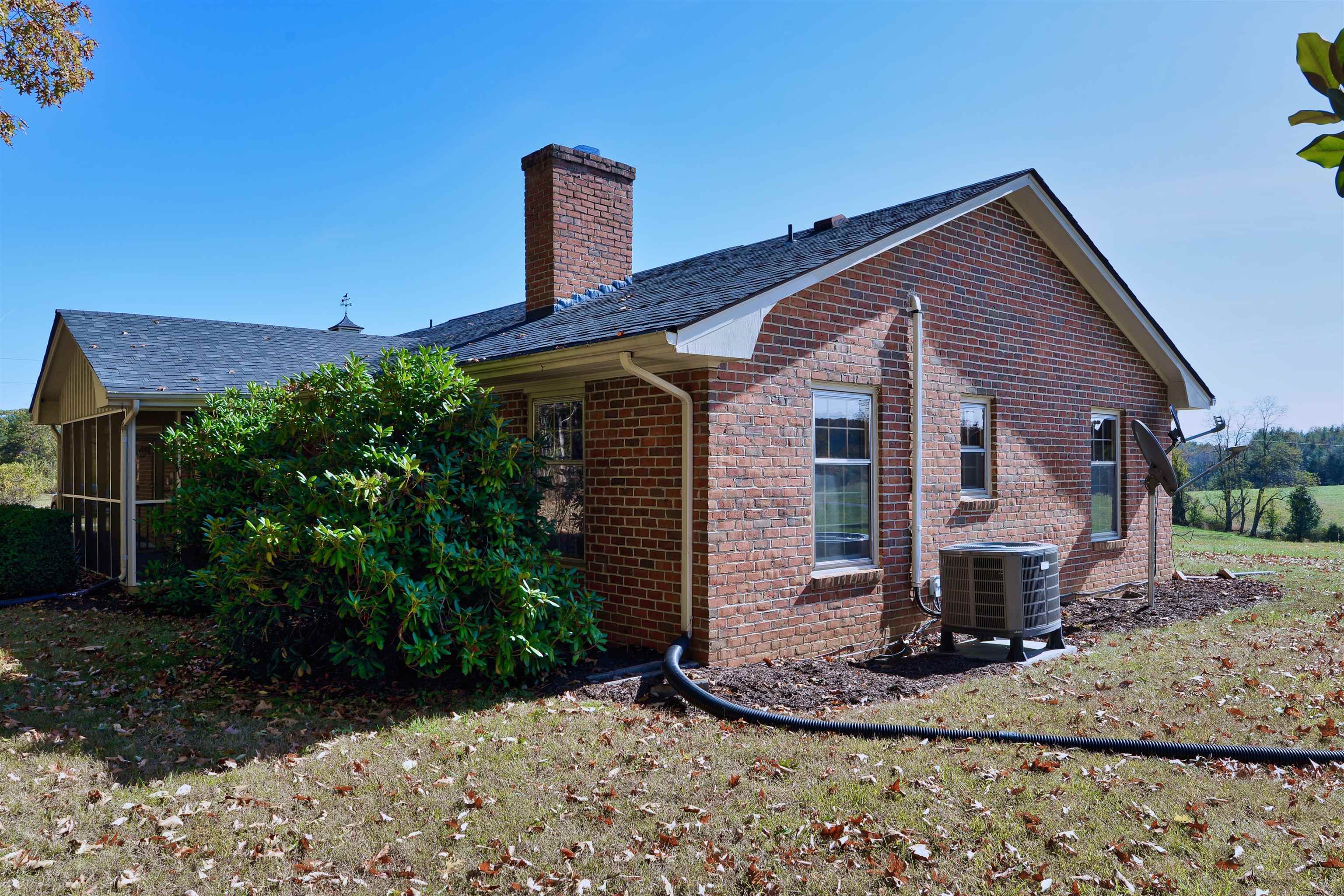 6454 Hazel Hollow Road Dublin VA 24084