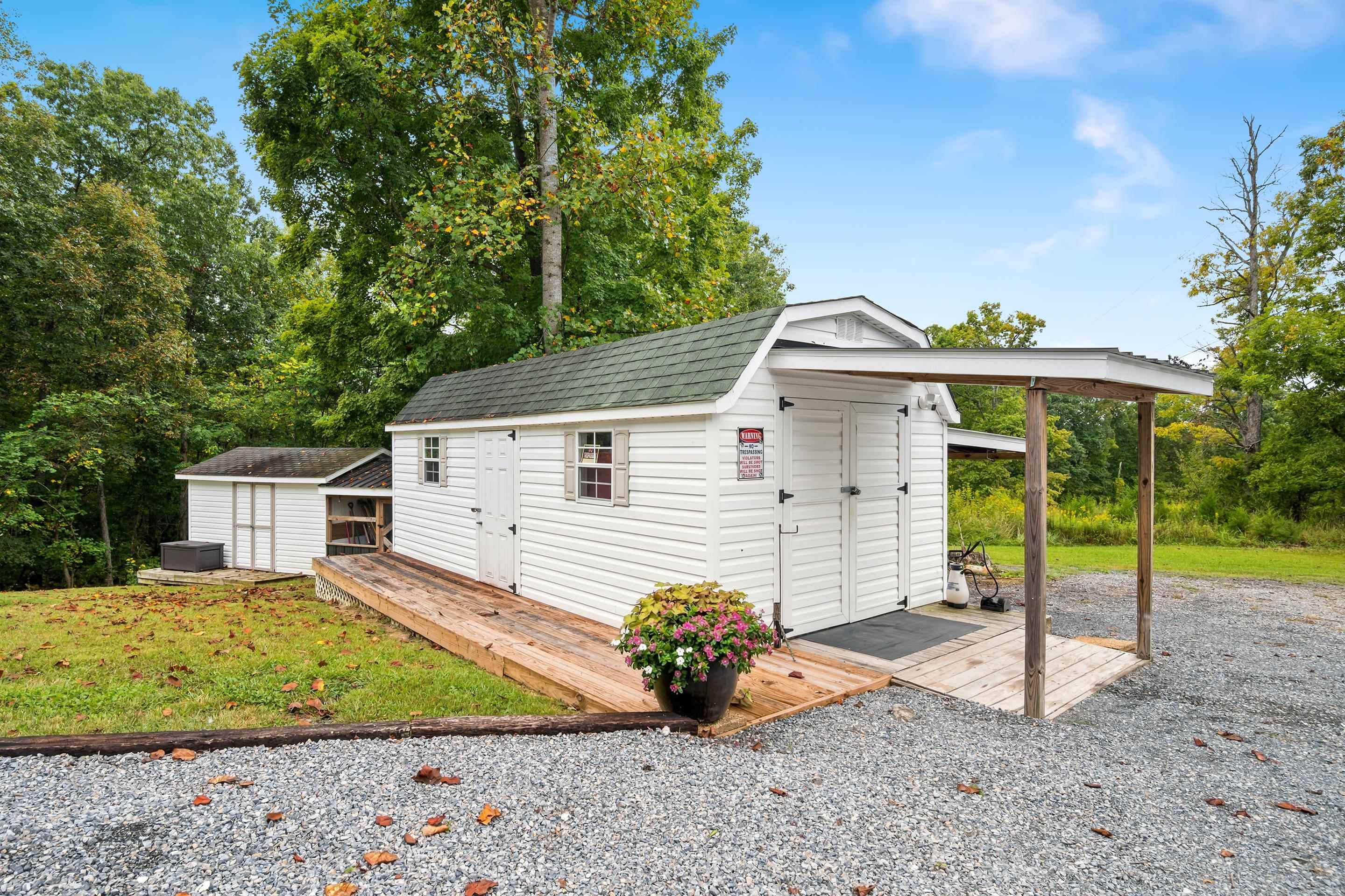 4615 Cornbread Road Radford VA 24141